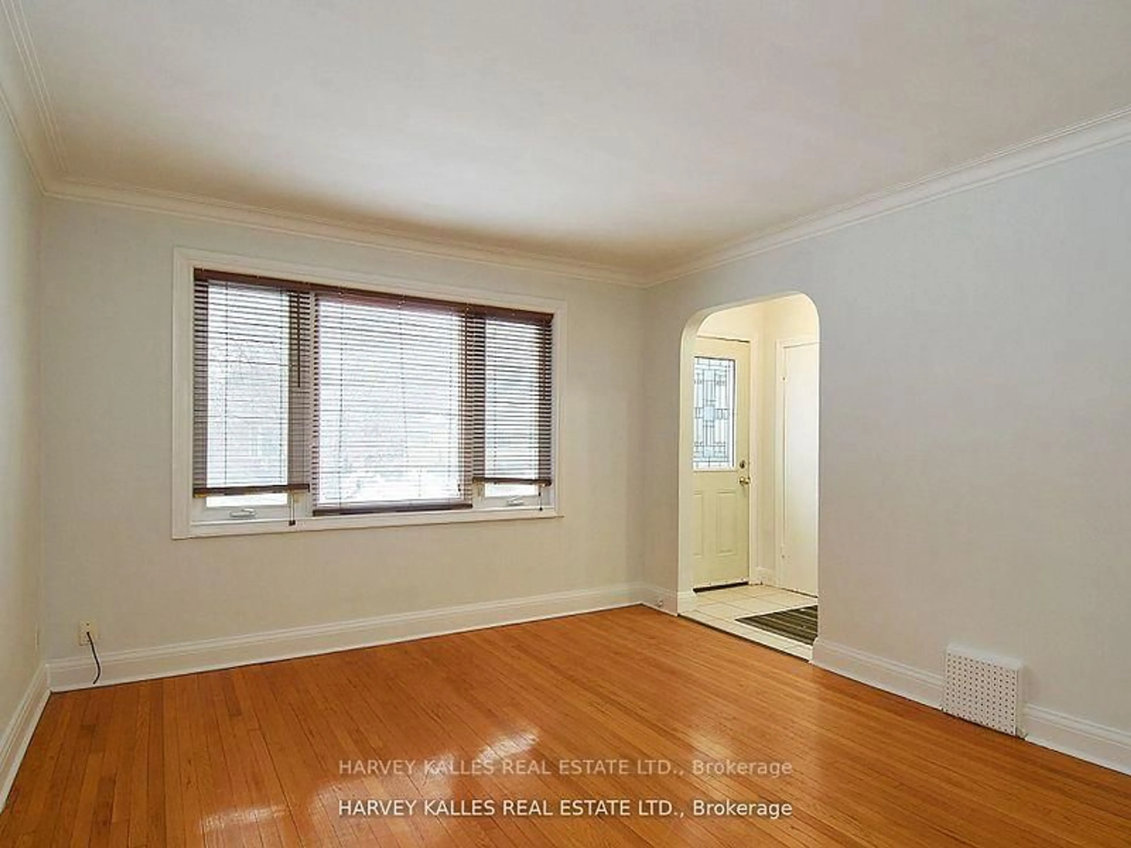 A pic of a room for 243 Johnston Ave, Toronto Ontario M2N 1H5