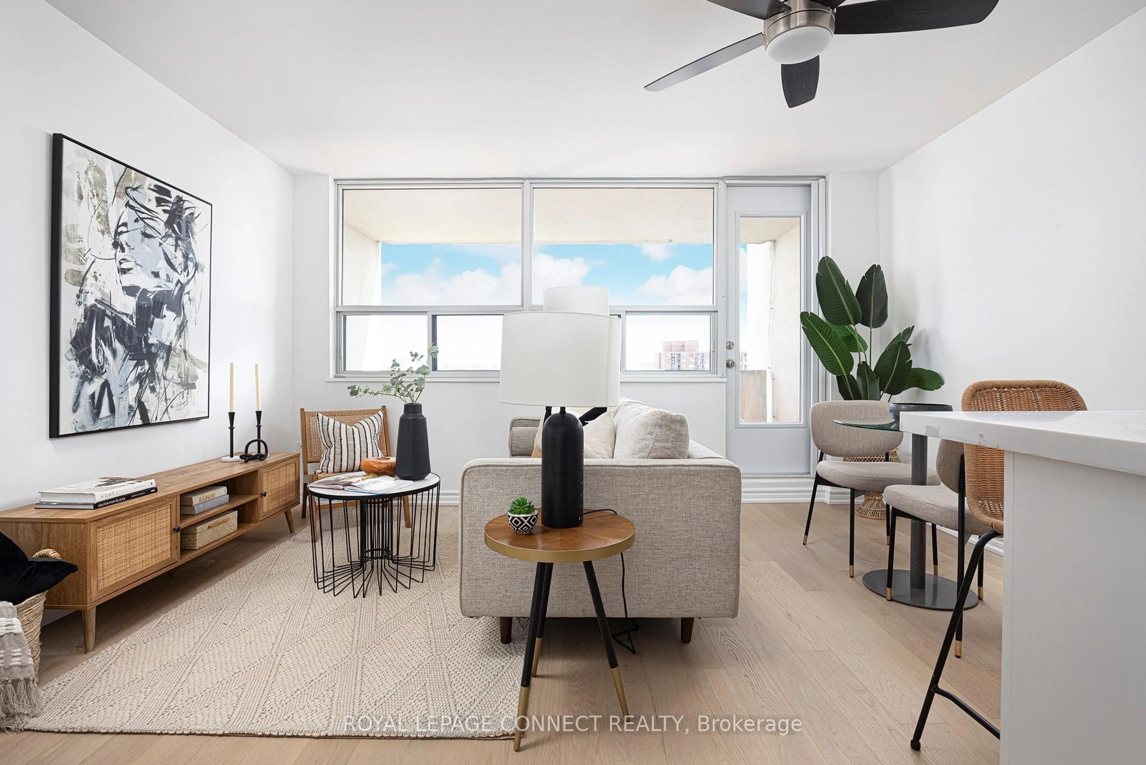 Living room with furniture, unknown for 40 Homewood Ave #1112, Toronto Ontario M4Y 2K2