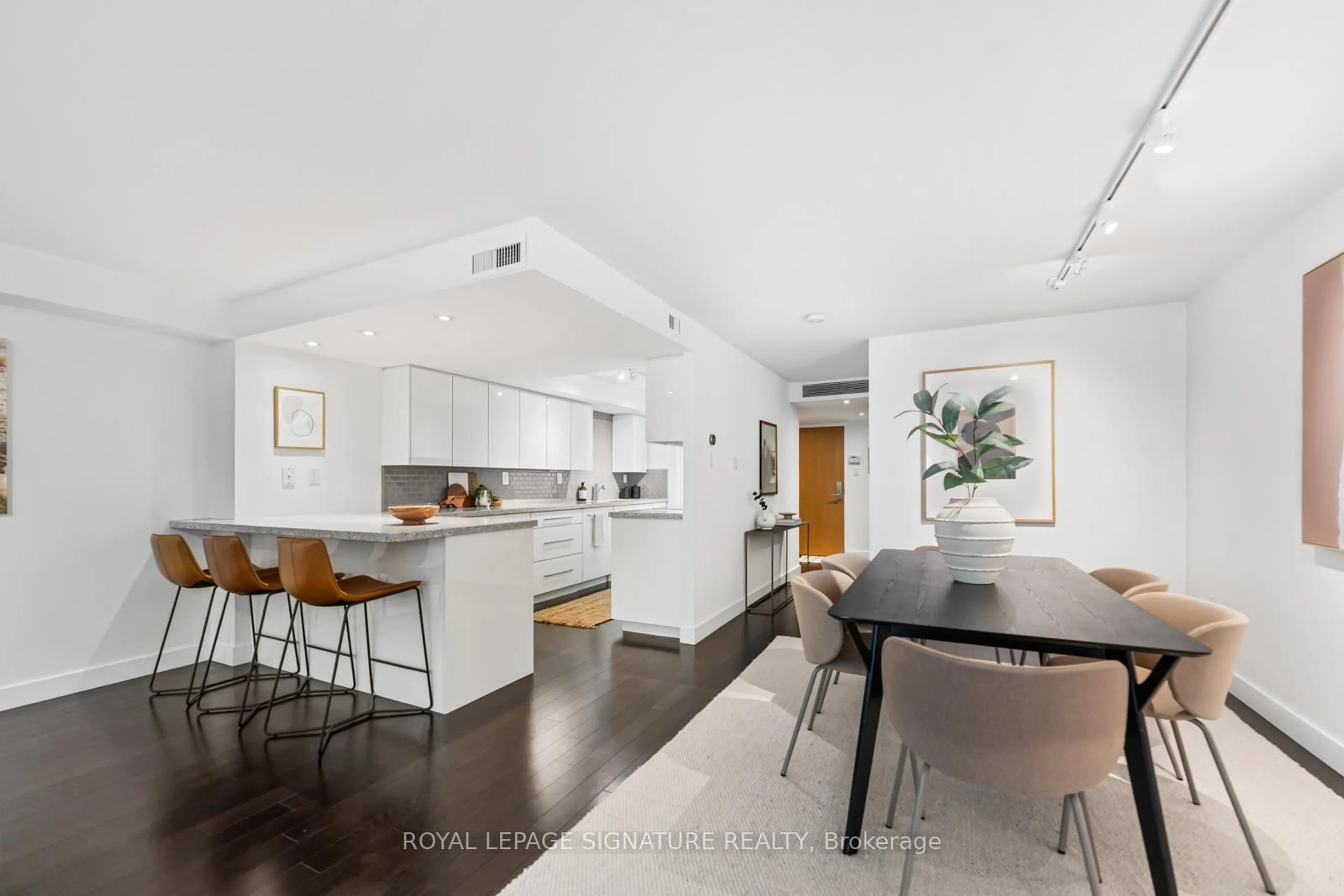 Open concept kitchen, unknown for 80 Front St #227, Toronto Ontario M5E 1T4
