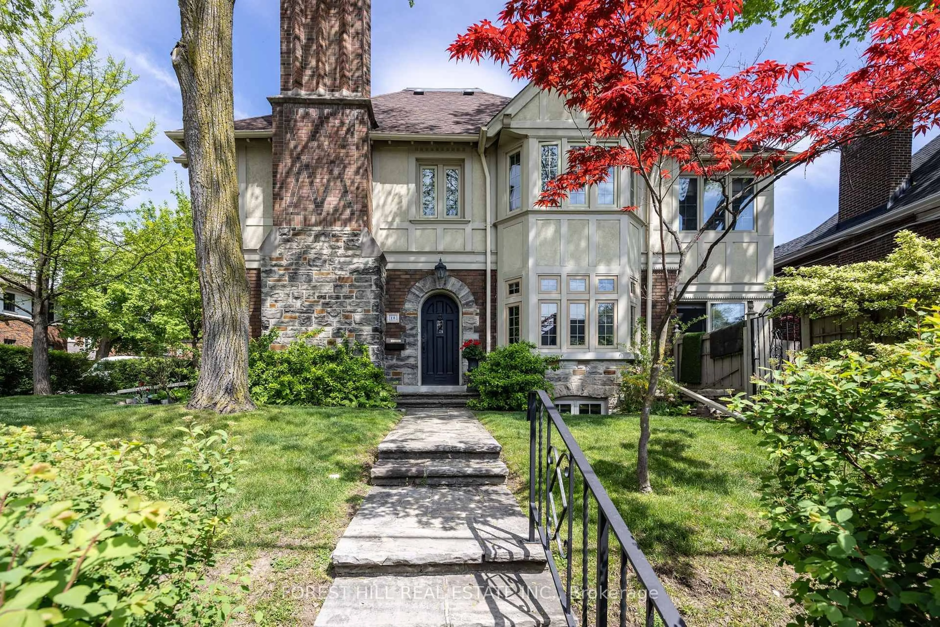 Home with brick exterior material, street for 18 College View Ave, Toronto Ontario M5P 1J3