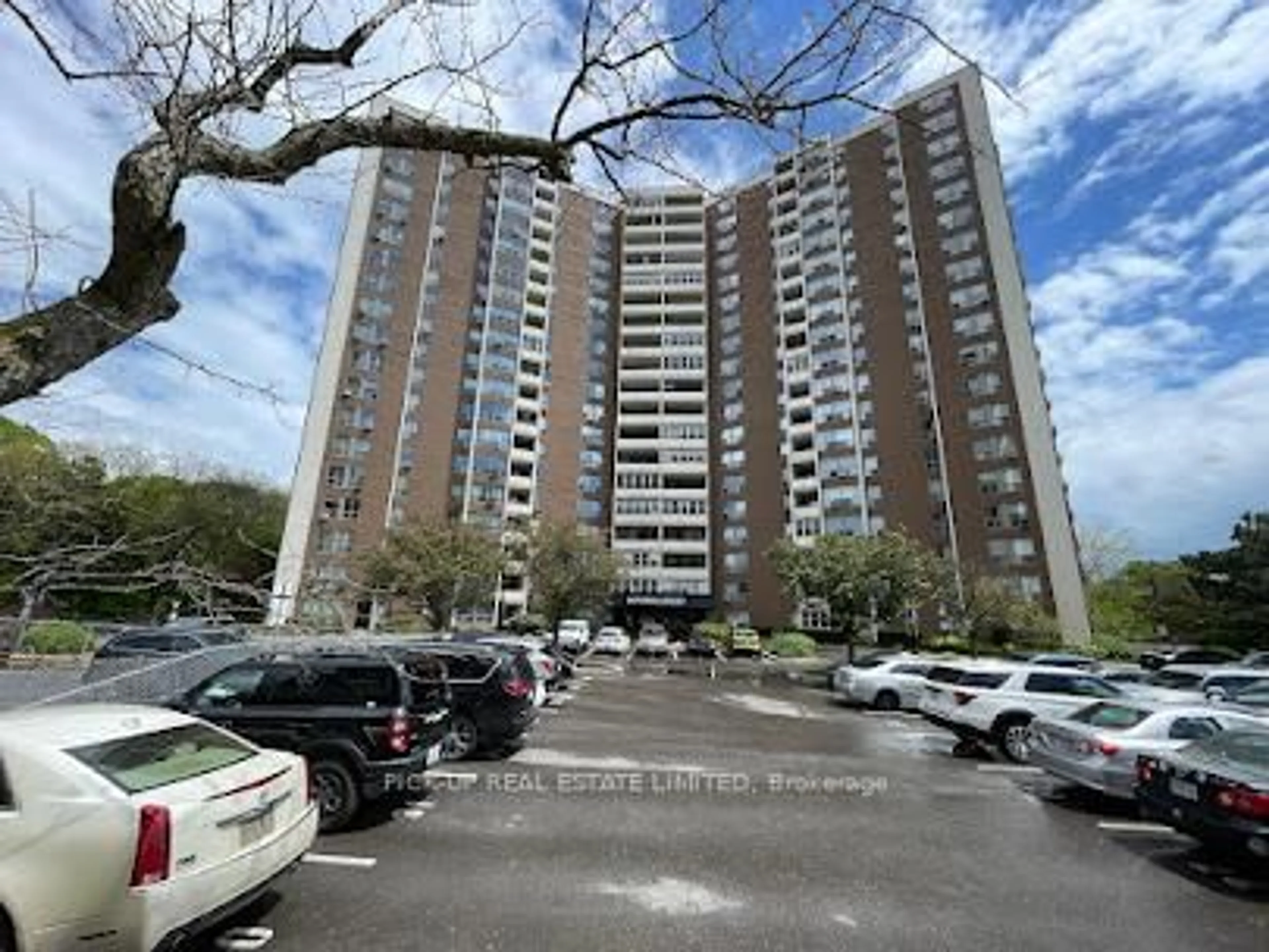 A pic from outside/outdoor area/front of a property/back of a property/a pic from drone, unknown for 60 Pavane Linkway St #1403, Toronto Ontario M3C 1A2