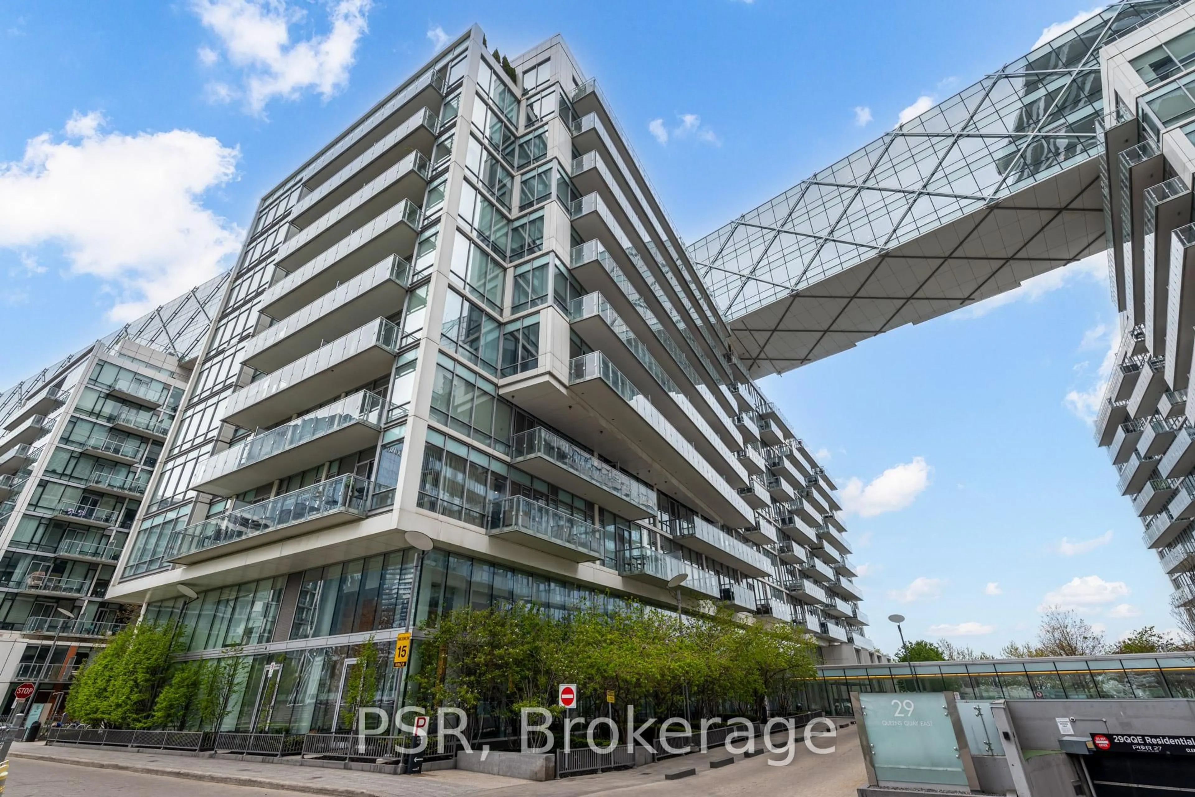 Unknown for 29 Queens Quay N/A #627, Toronto Ontario M5E 0A4