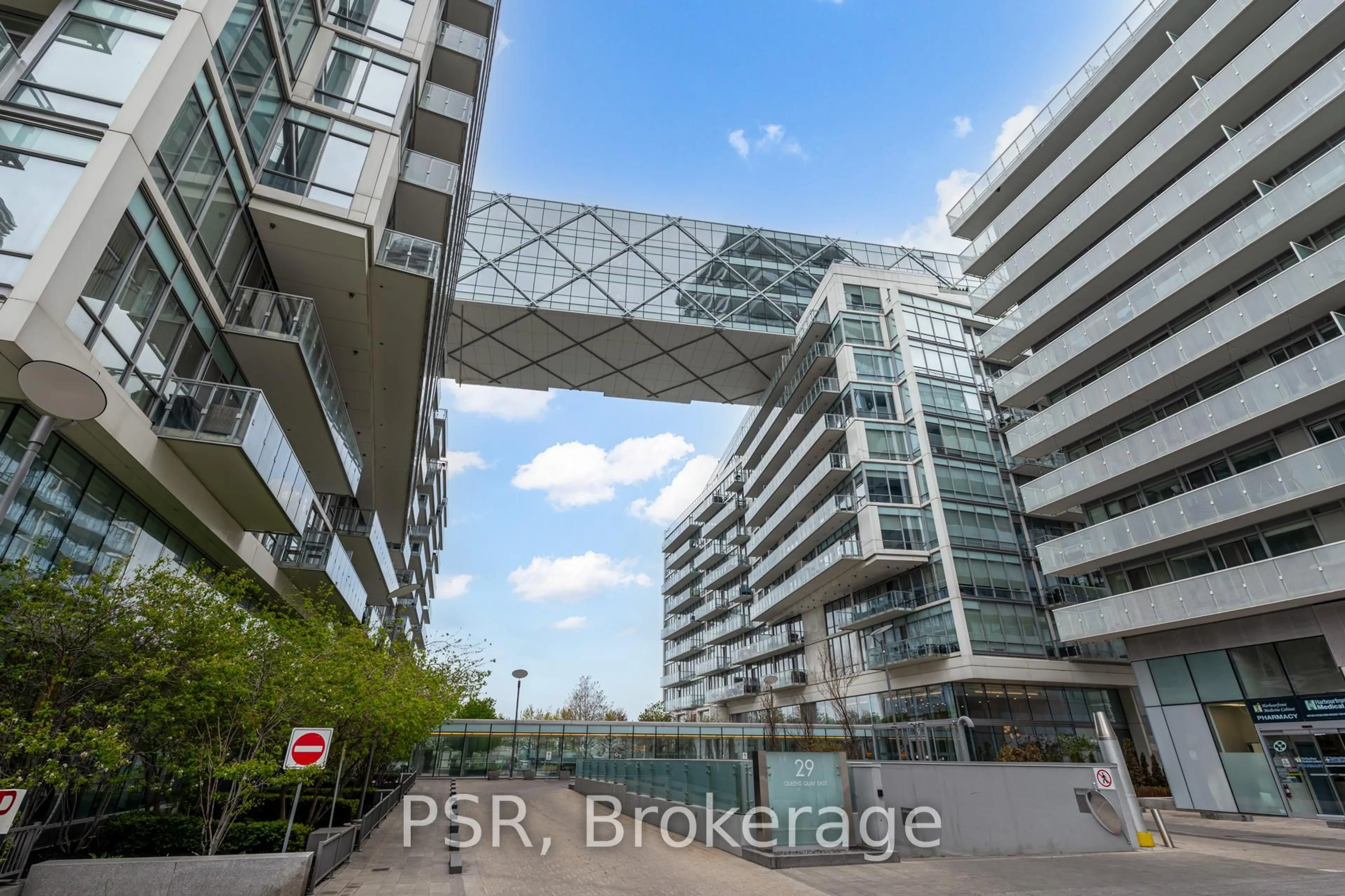 Unknown for 29 Queens Quay N/A #627, Toronto Ontario M5E 0A4