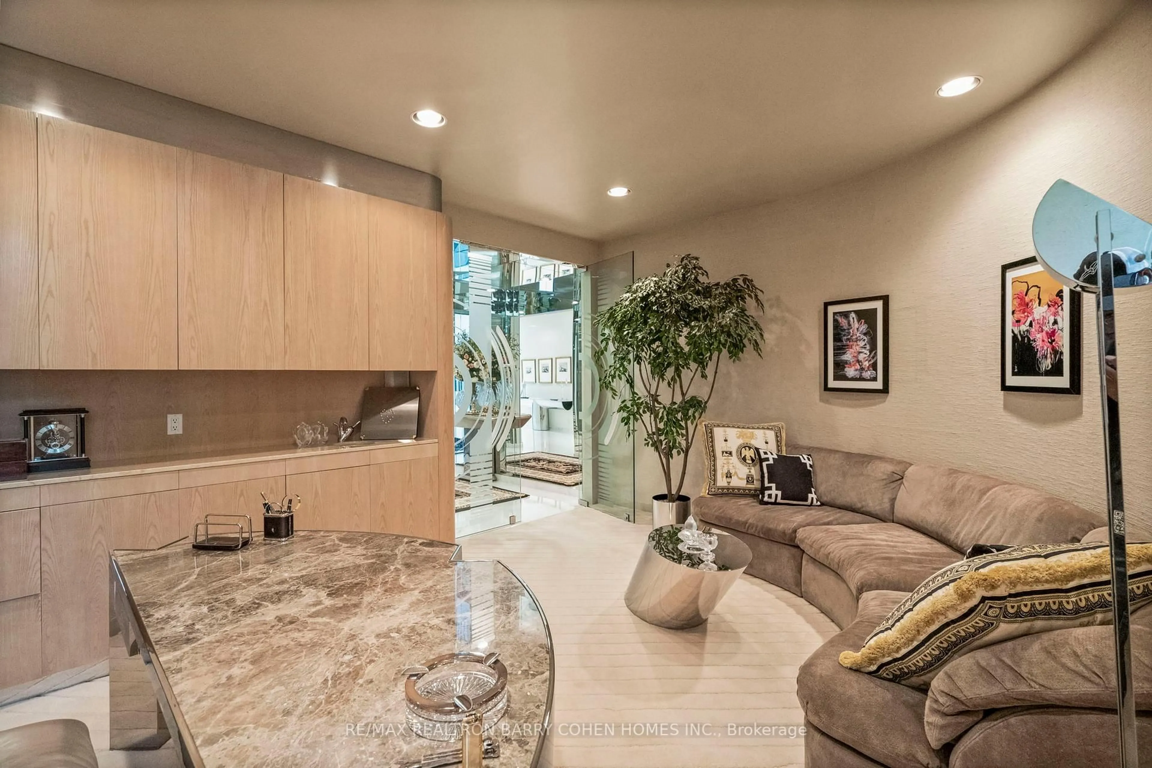 Unknown for 25 Misty Cres, Toronto Ontario M3B 1T2