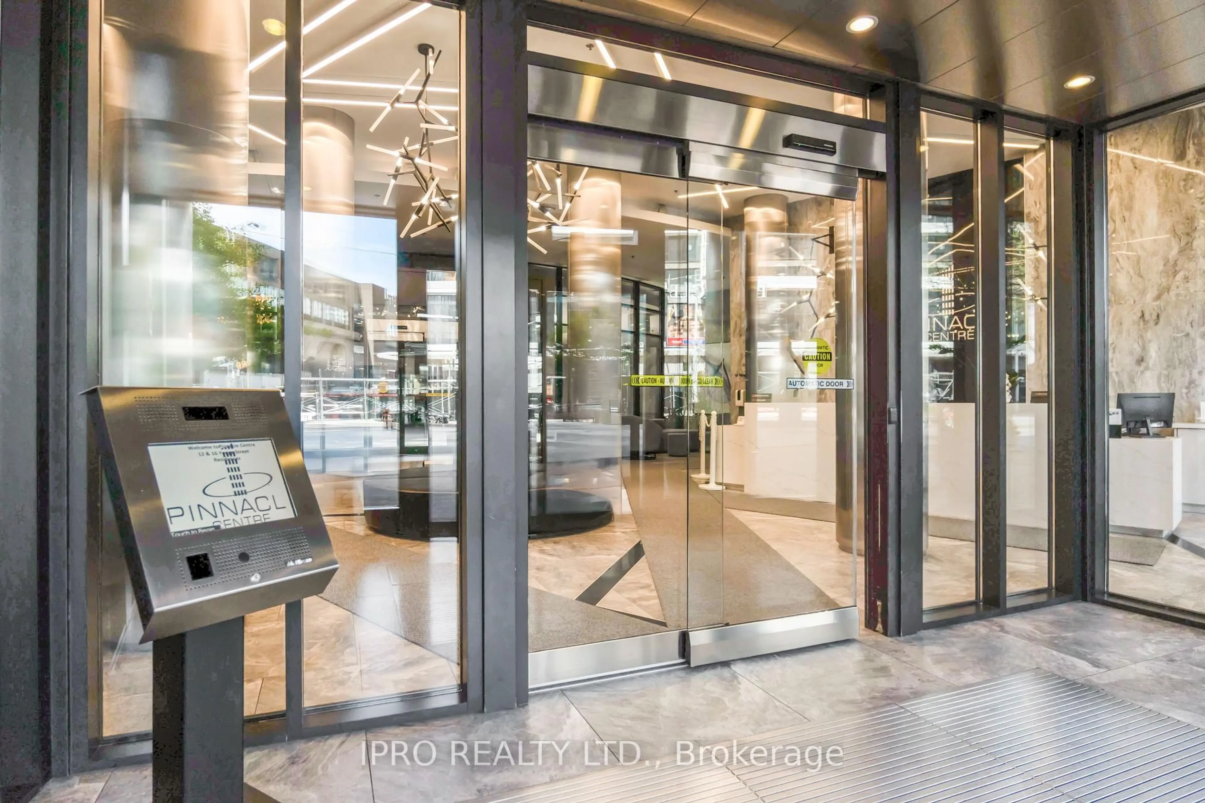 Indoor foyer for 16 Yonge St #2007, Toronto Ontario M5E 2A1