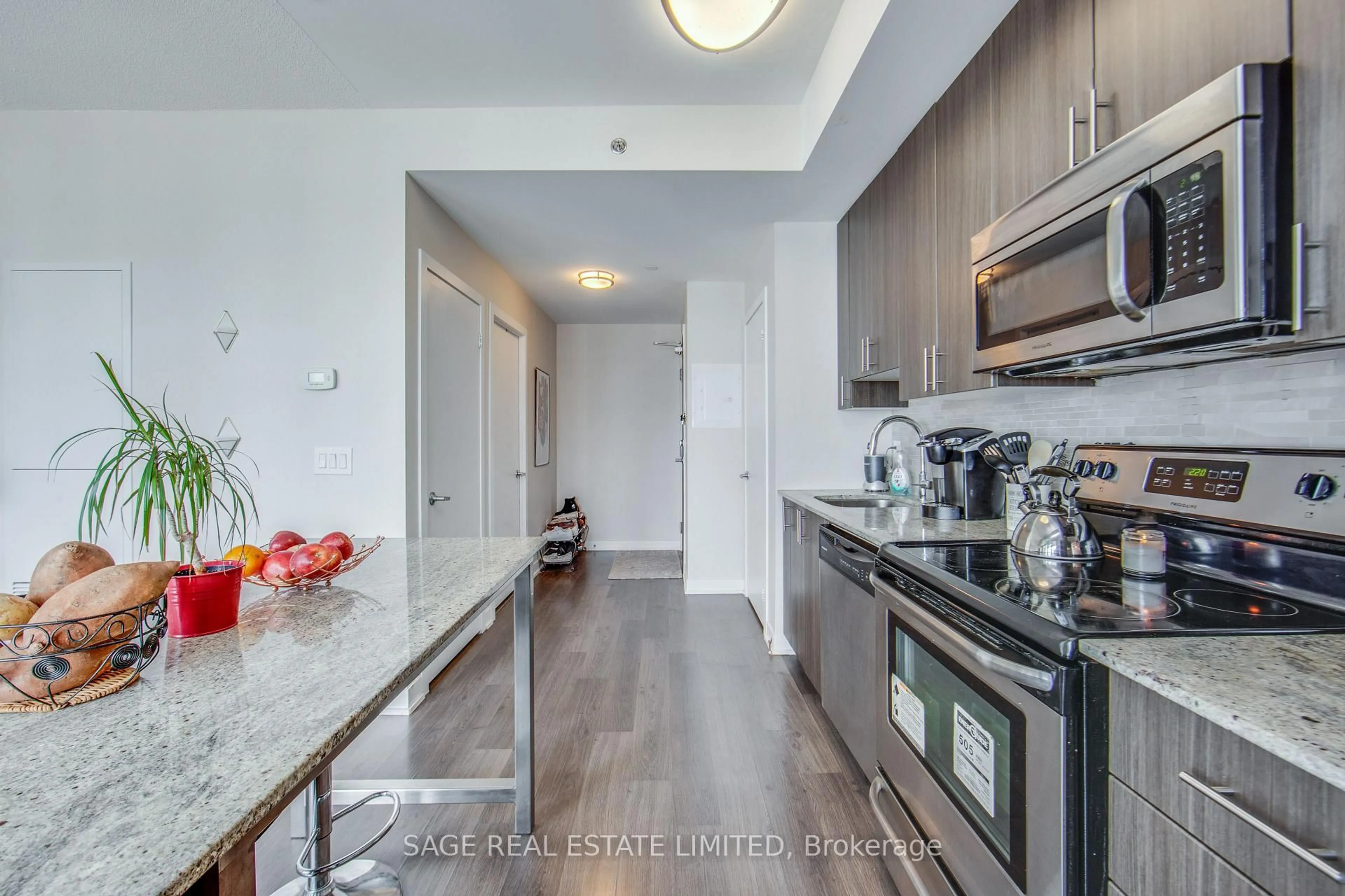 Open concept kitchen, unknown for 225 Sackville St #1912, Toronto Ontario M5A 0B9