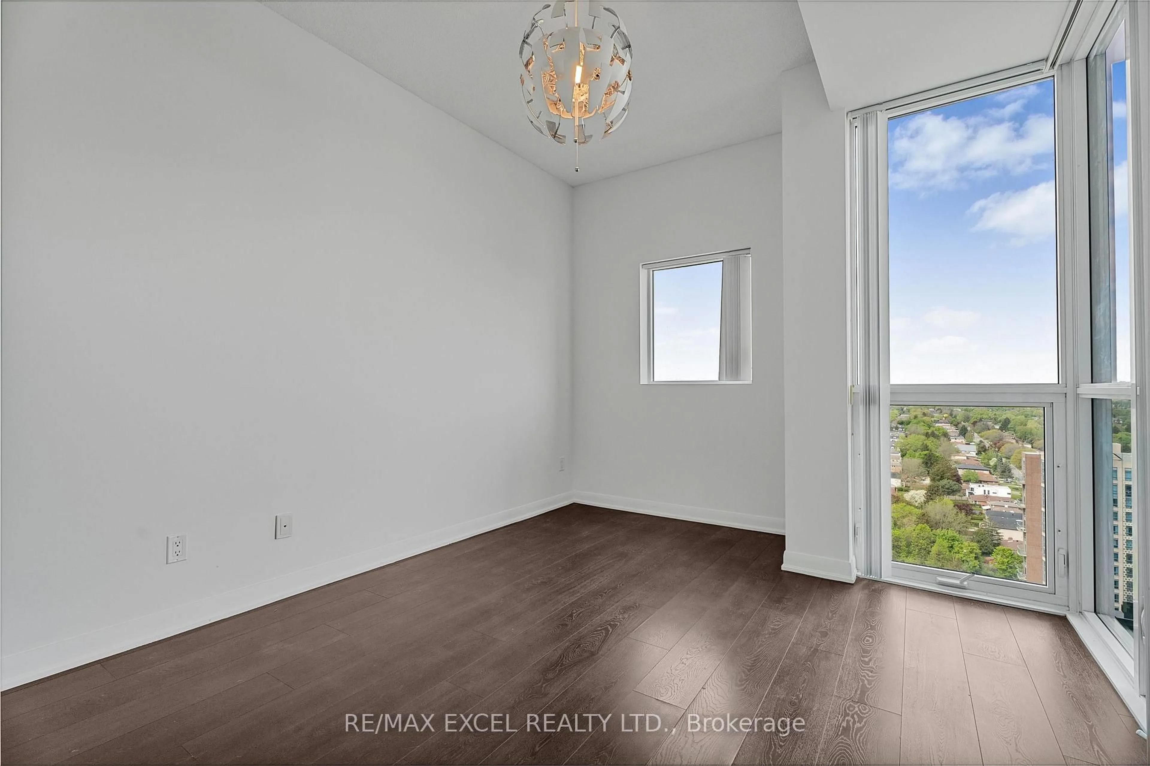 A pic of a room for 5162 Yonge St #2501, Toronto Ontario M2N 0E9