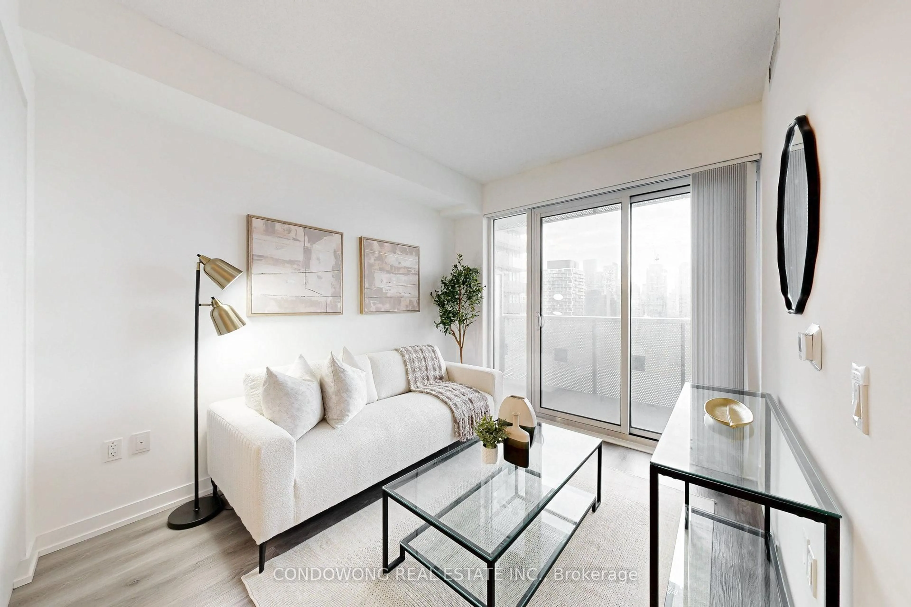 Living room with furniture, unknown for 138 Downes St #2101, Toronto Ontario M5E 0E4