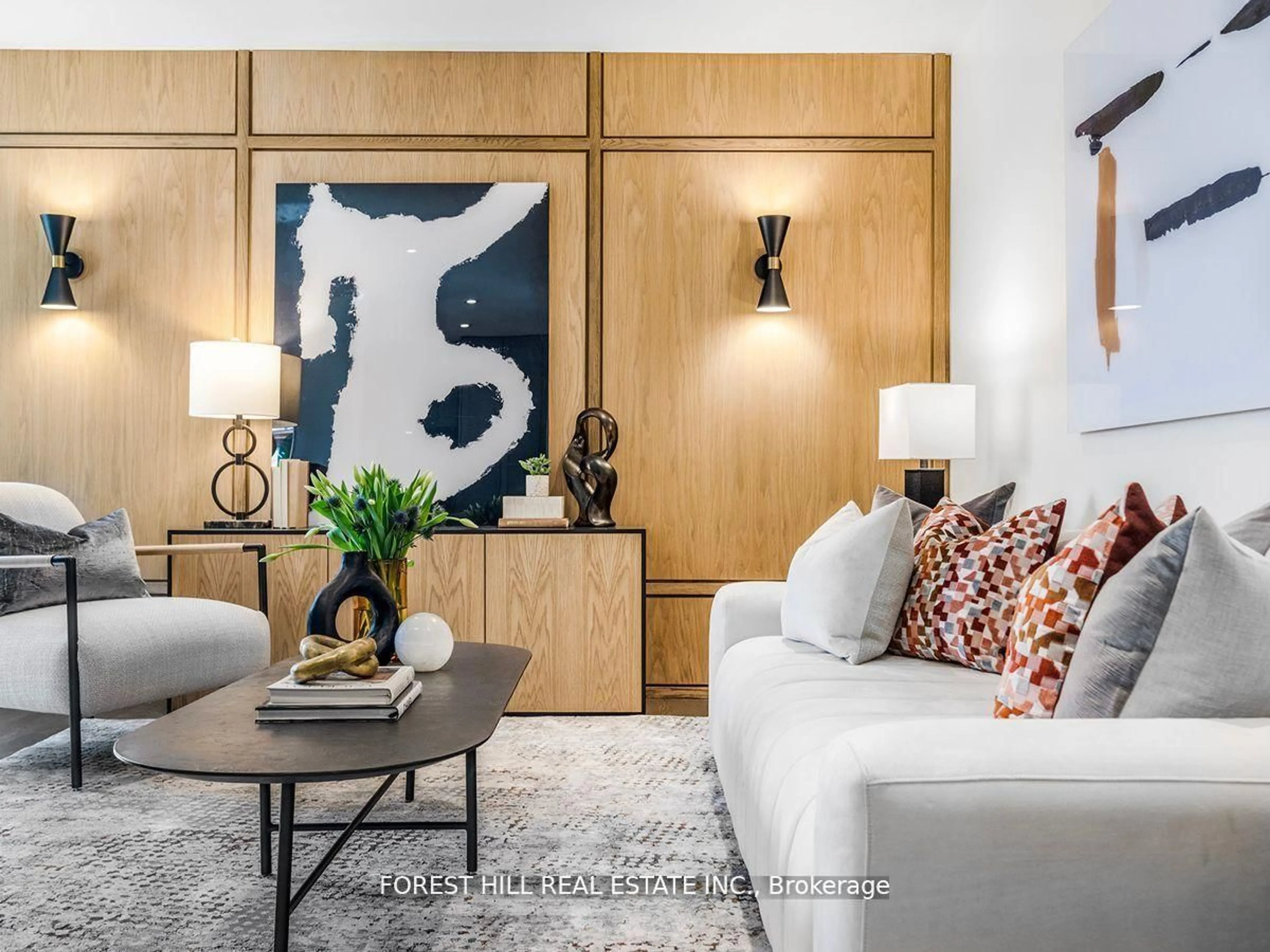 Living room with furniture, unknown for 717 Eglinton Ave #307, Toronto Ontario M5N 1C9
