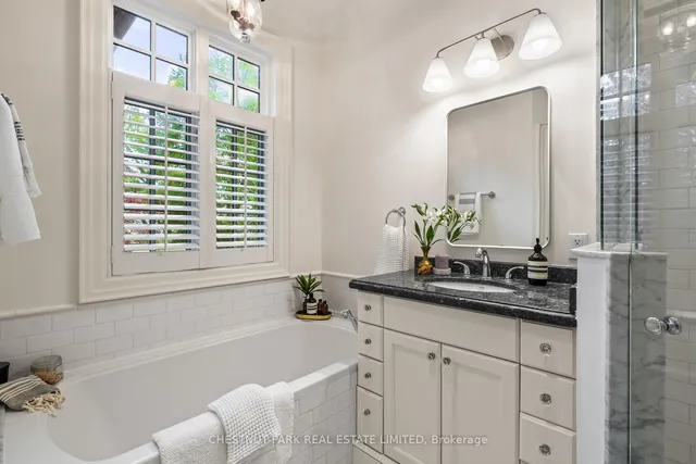 Additional property image - 127 Rose Park Dr