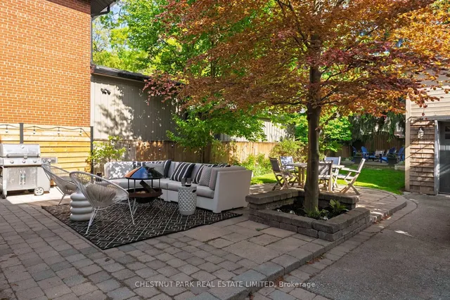 Additional property image - 127 Rose Park Dr
