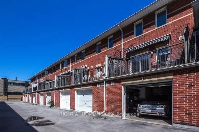 Primary image of 246B Berkeley St