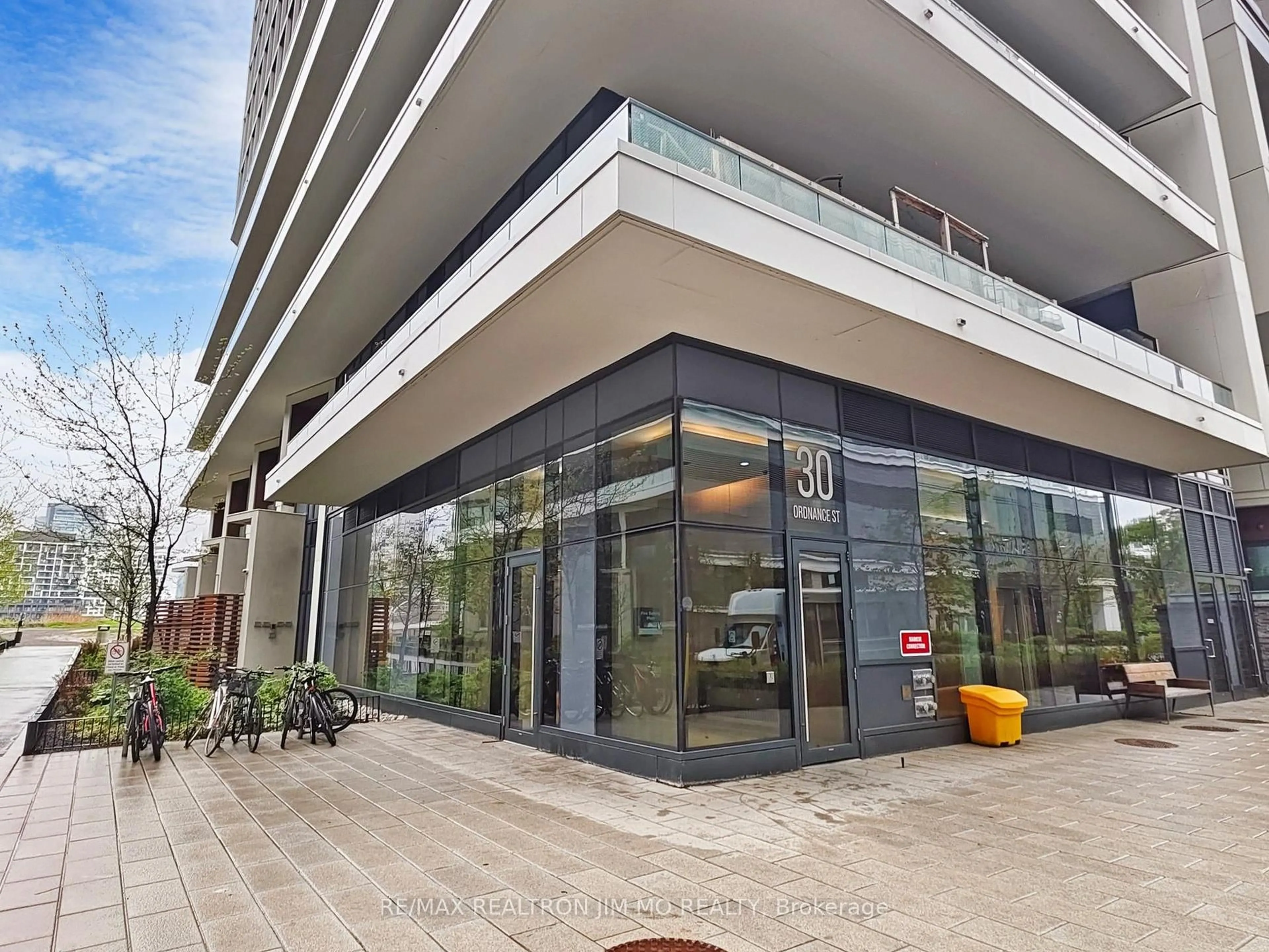 Indoor foyer for 30 Ordnance St #511, Toronto Ontario M6K 0C9