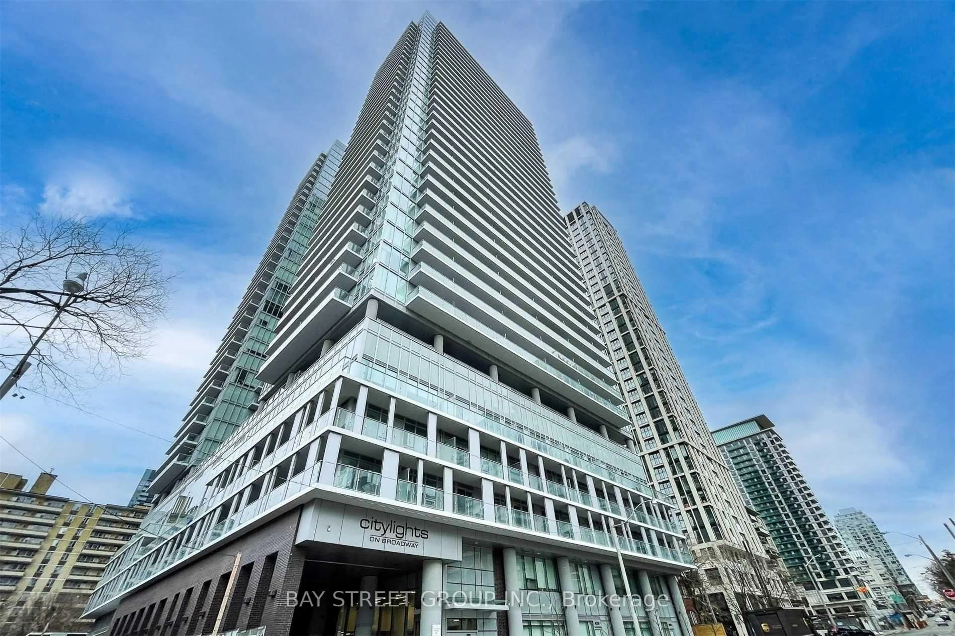 Indoor foyer for 195 Redpath Ave #3106, Toronto Ontario M4P 0E4
