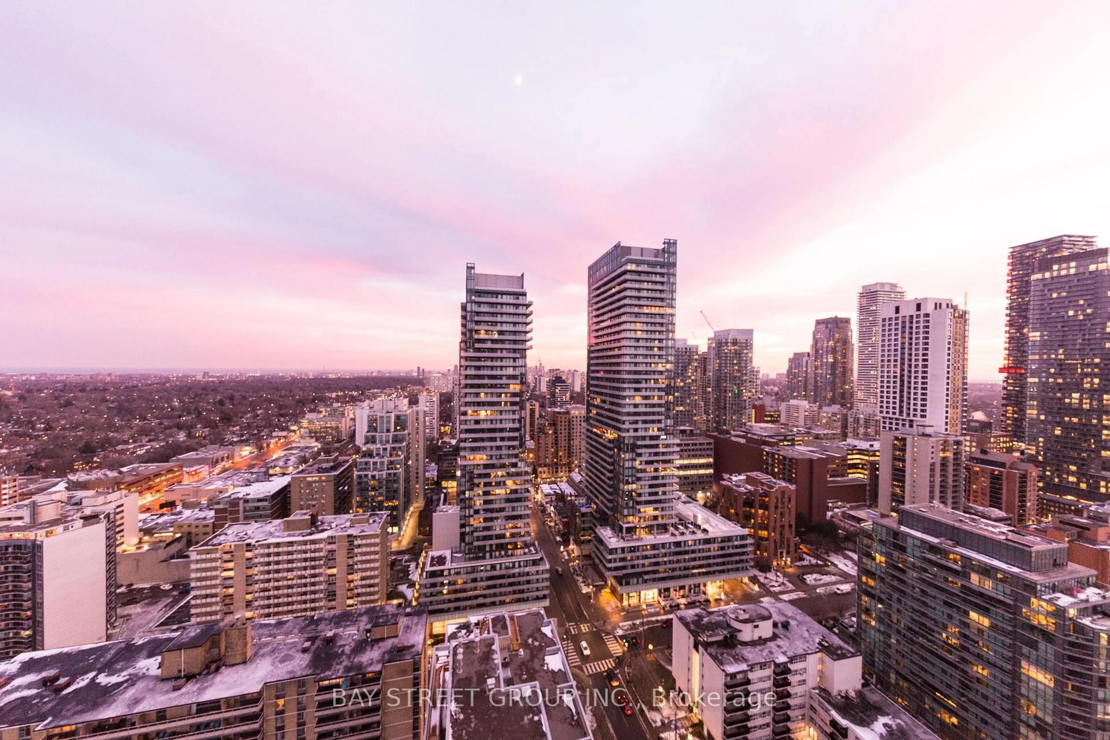 A pic from outside/outdoor area/front of a property/back of a property/a pic from drone, city buildings view from balcony for 195 Redpath Ave #3106, Toronto Ontario M4P 0E4