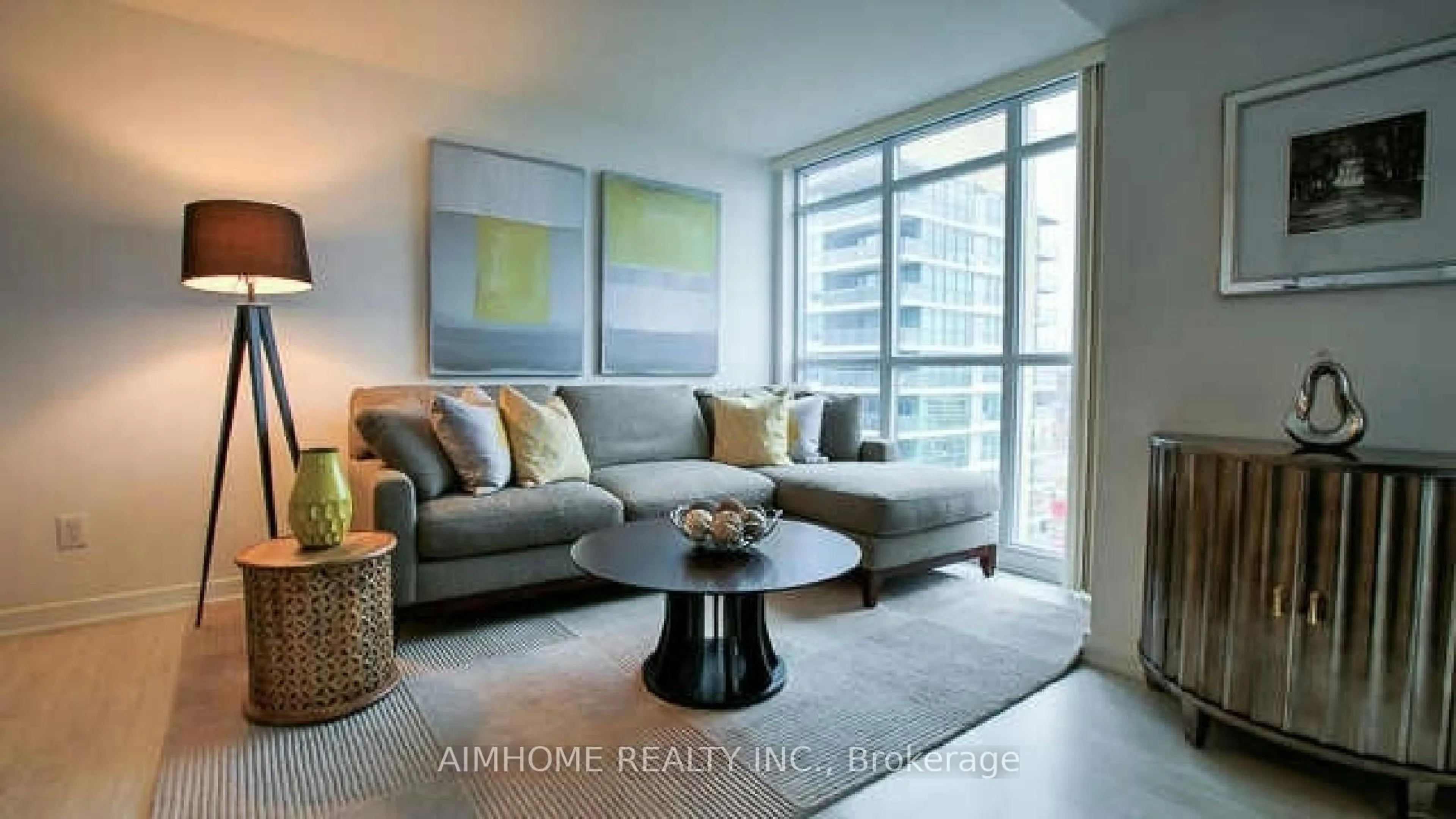Living room with furniture, unknown for 19 Singer Crt #921, Toronto Ontario M2K 0B2