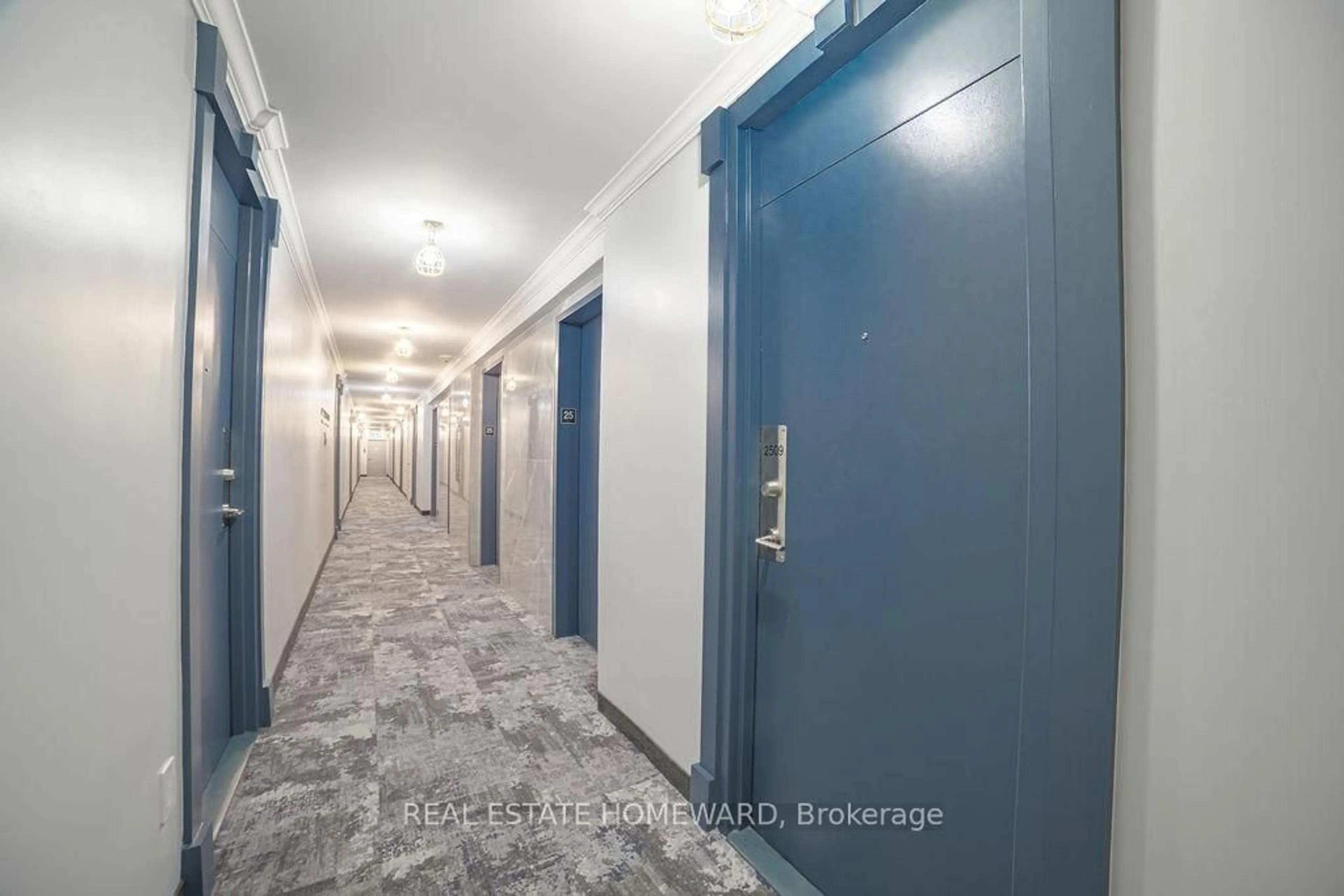 Indoor foyer for 40 Homewood Ave #2509, Toronto Ontario M4Y 2K2