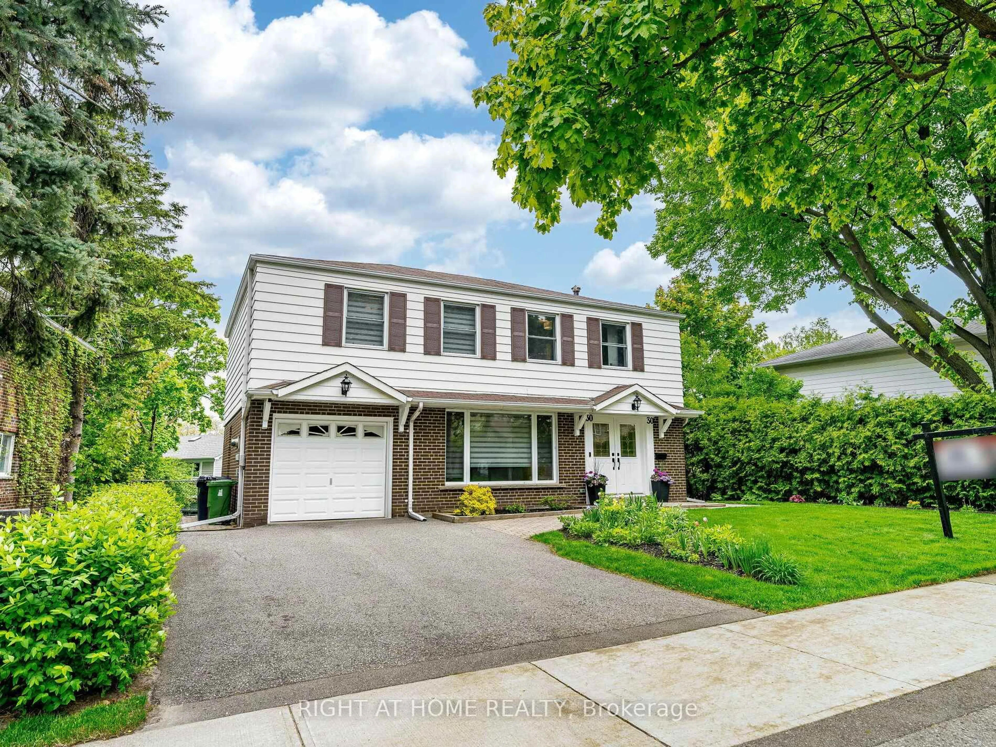 Home with vinyl exterior material, street for 30 Parfield Dr, Toronto Ontario M2J 1B9