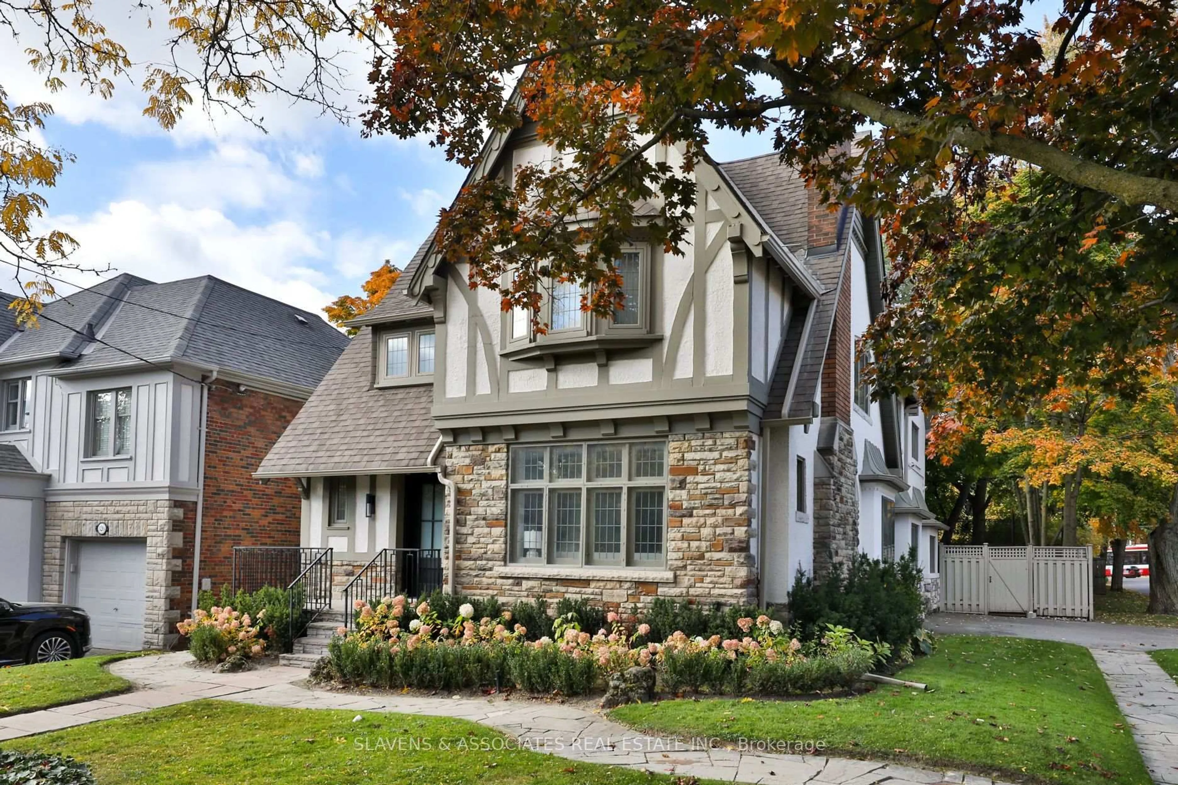 Home with brick exterior material, street for 53 Ava Rd, Toronto Ontario M5P 1Y9