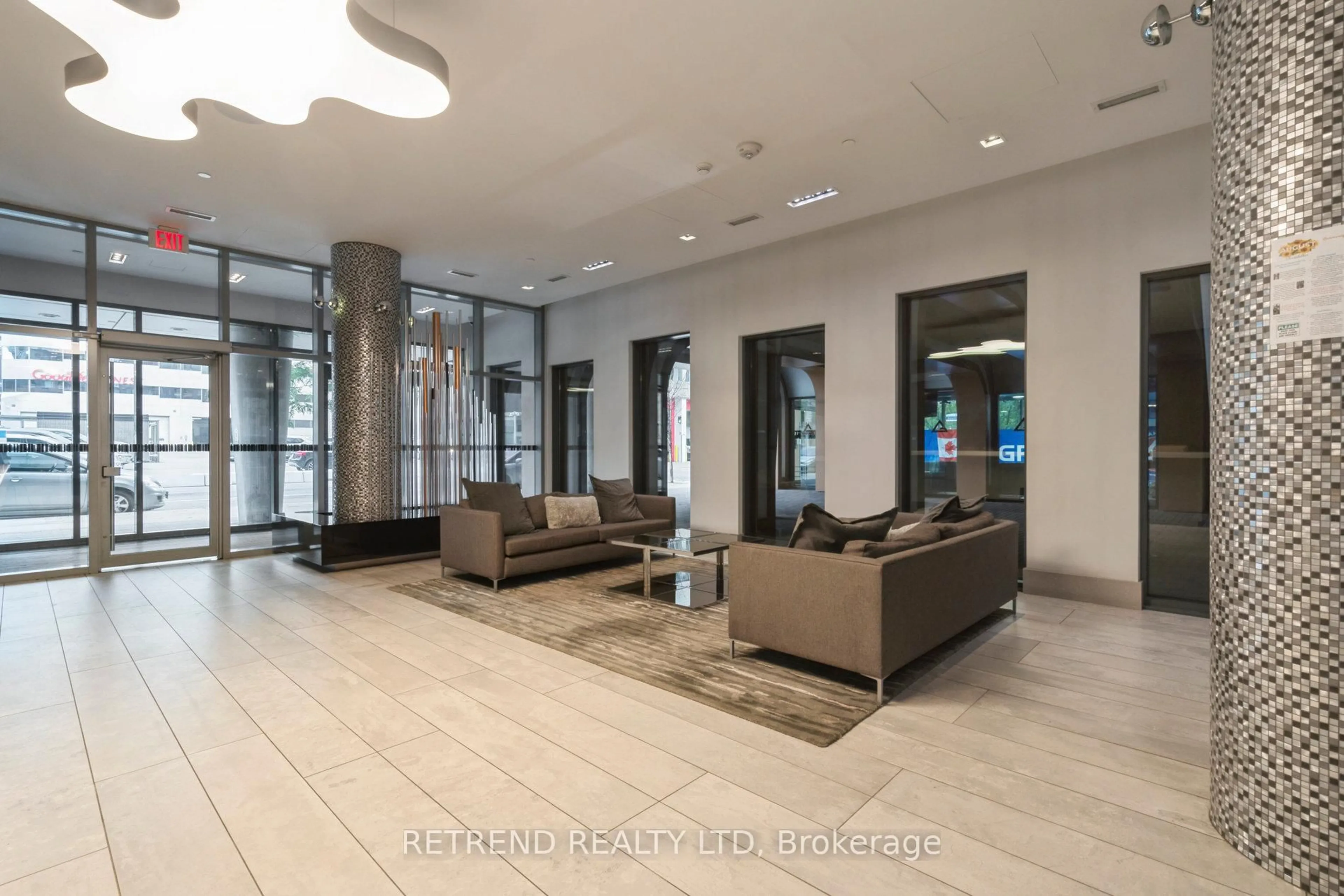 Lobby for 525 Adelaide St #1116, Toronto Ontario M5V 3W8