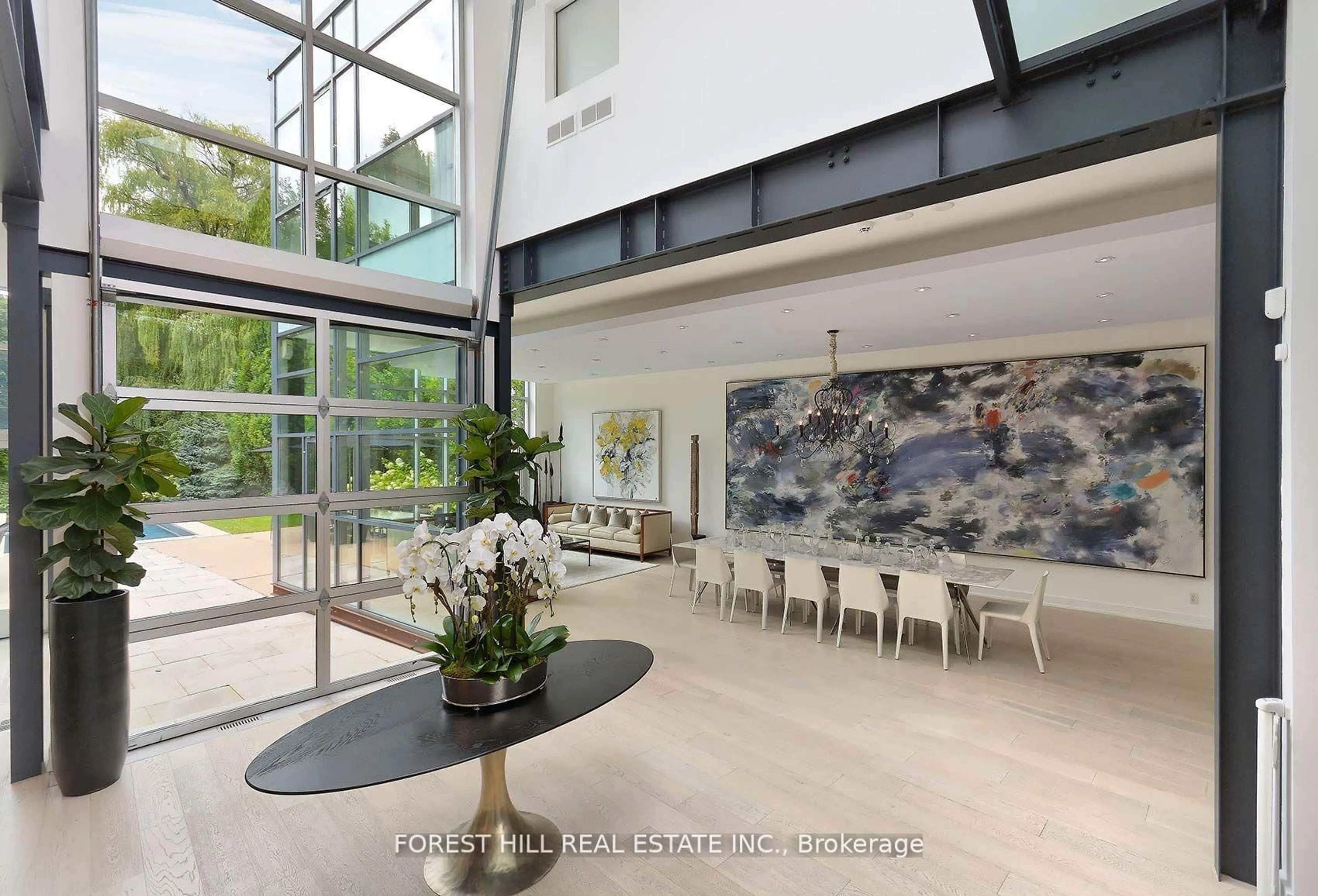 Indoor foyer for 19 Alderbrook Dr, Toronto Ontario M3B 1E3