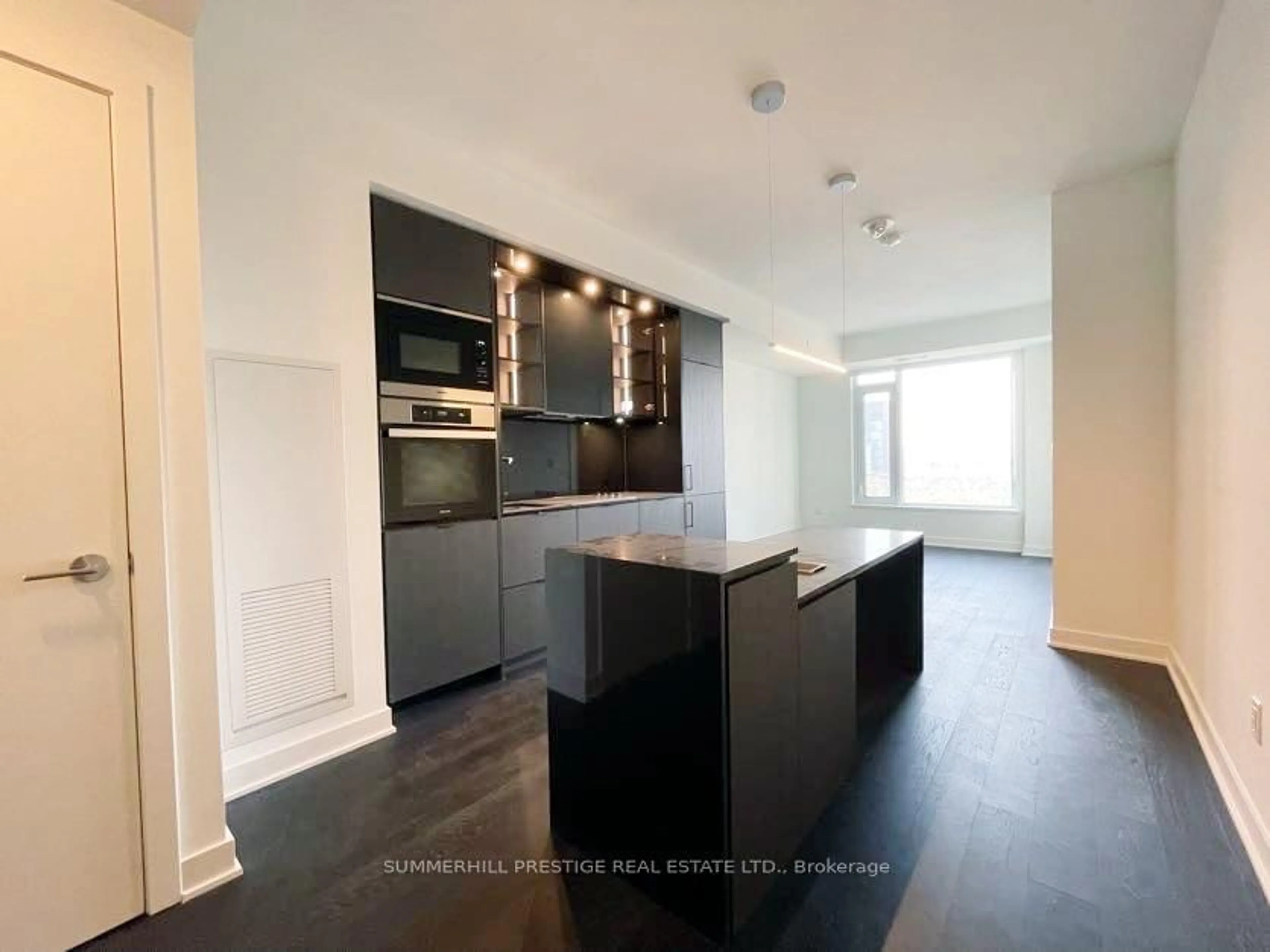 Open concept kitchen, unknown for 11 Yorkville Ave #2504, Toronto Ontario M4W 1L2