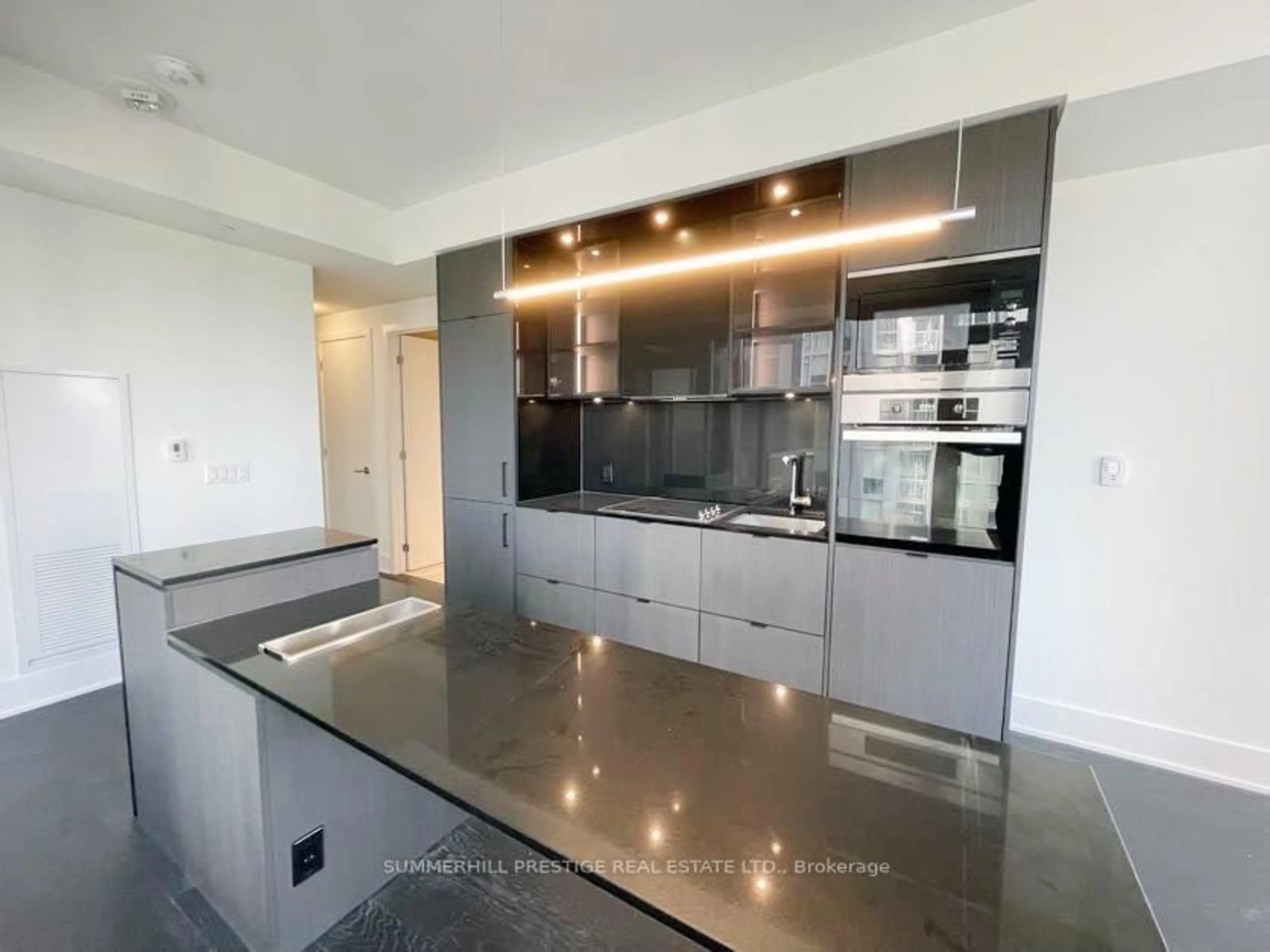 Contemporary kitchen, unknown for 11 Yorkville Ave #2505, Toronto Ontario M4W 0B7