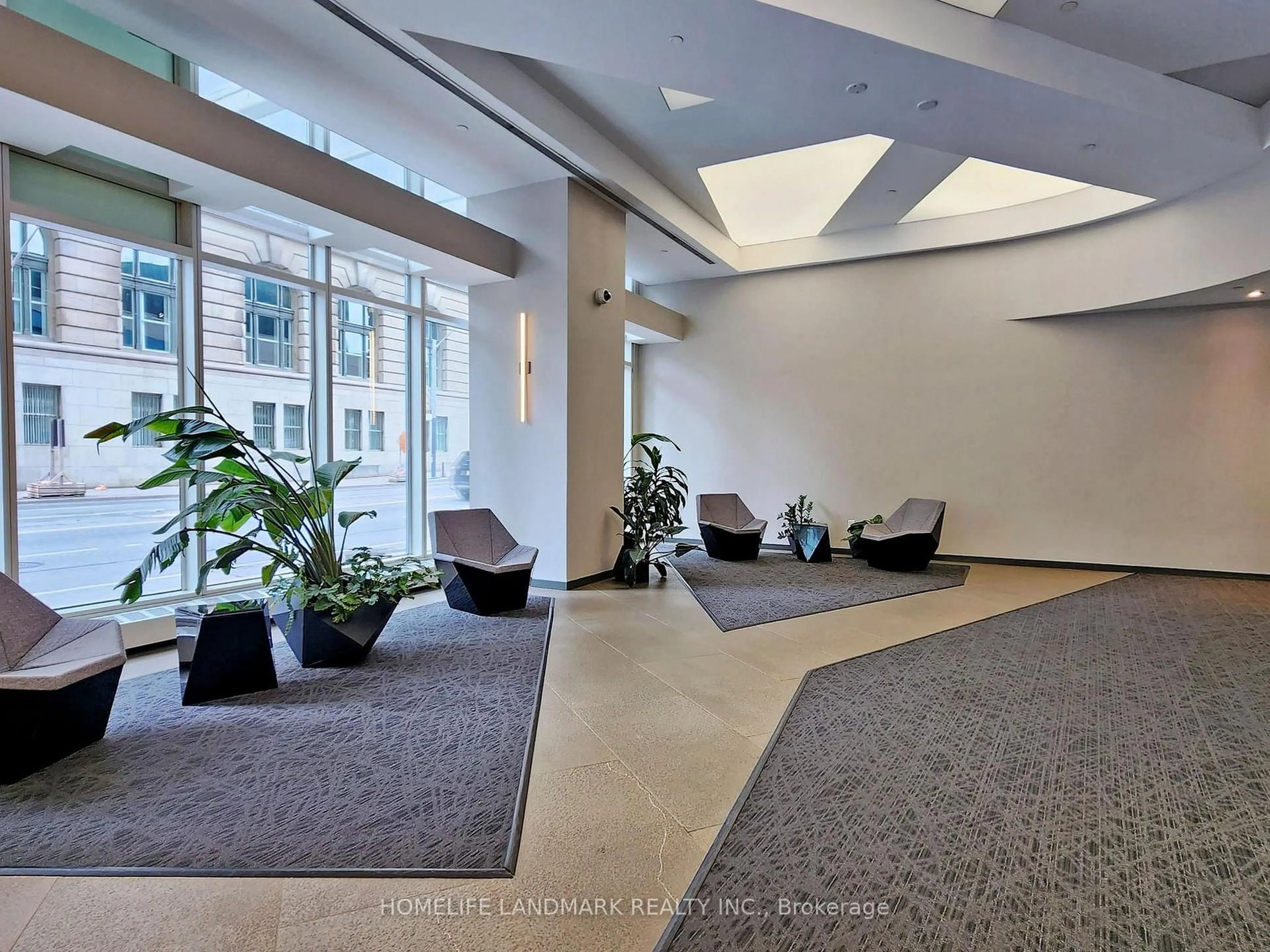 Indoor foyer for 8 The Esplanade Ave #5303, Toronto Ontario M5E 0A6