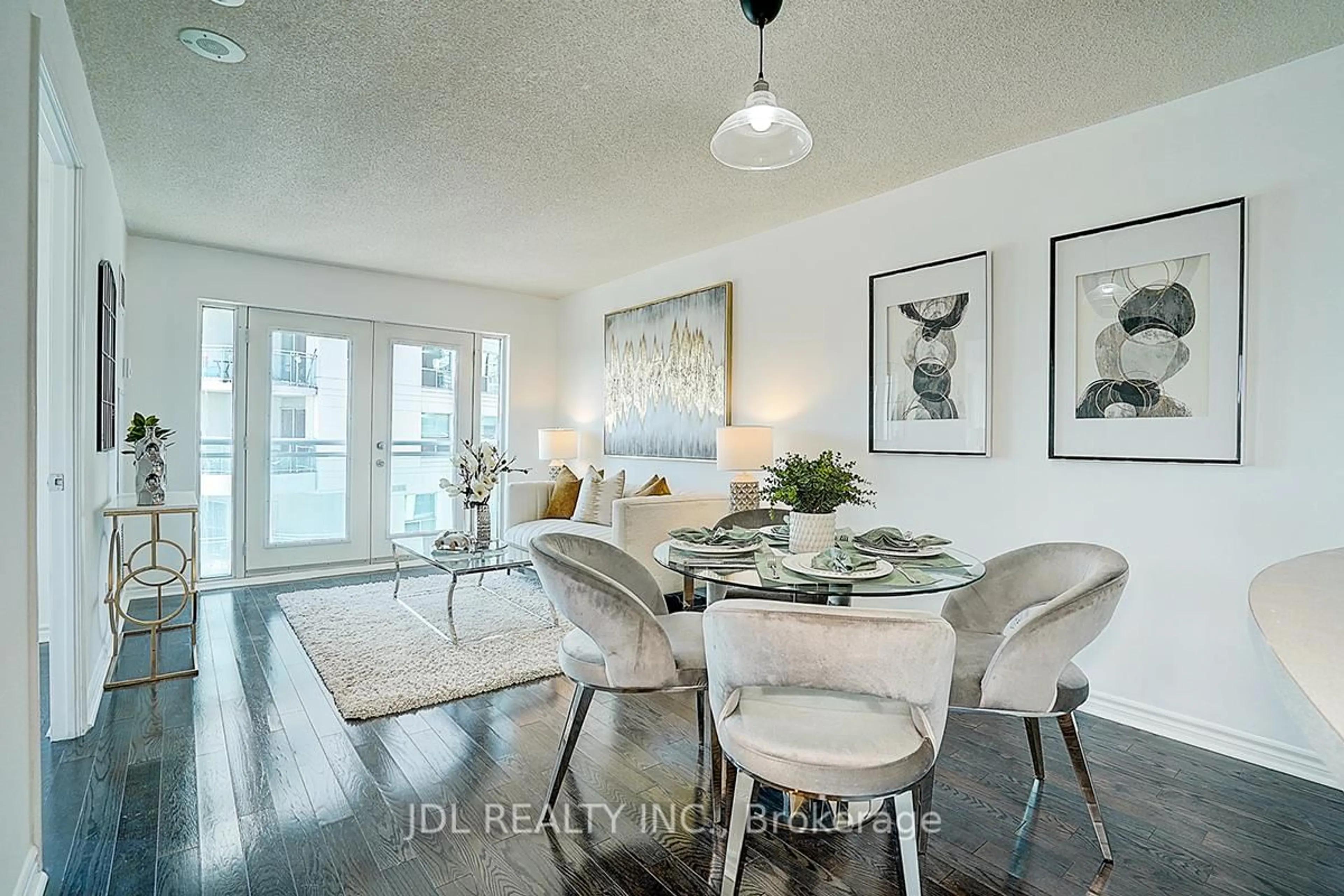 Dining room, unknown for 600 Queens Quay #711, Toronto Ontario M5V 3M3