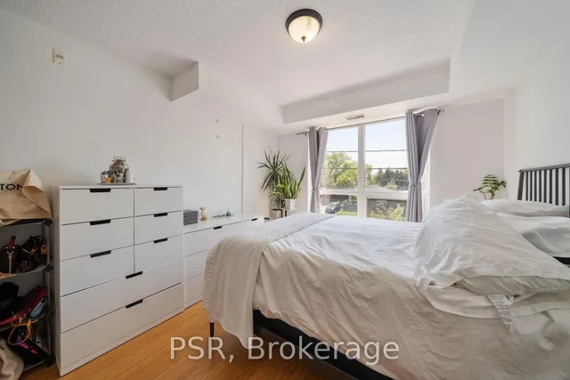 Additional property image - 760 Sheppard Ave Unit 211