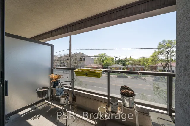Additional property image - 760 Sheppard Ave Unit 211