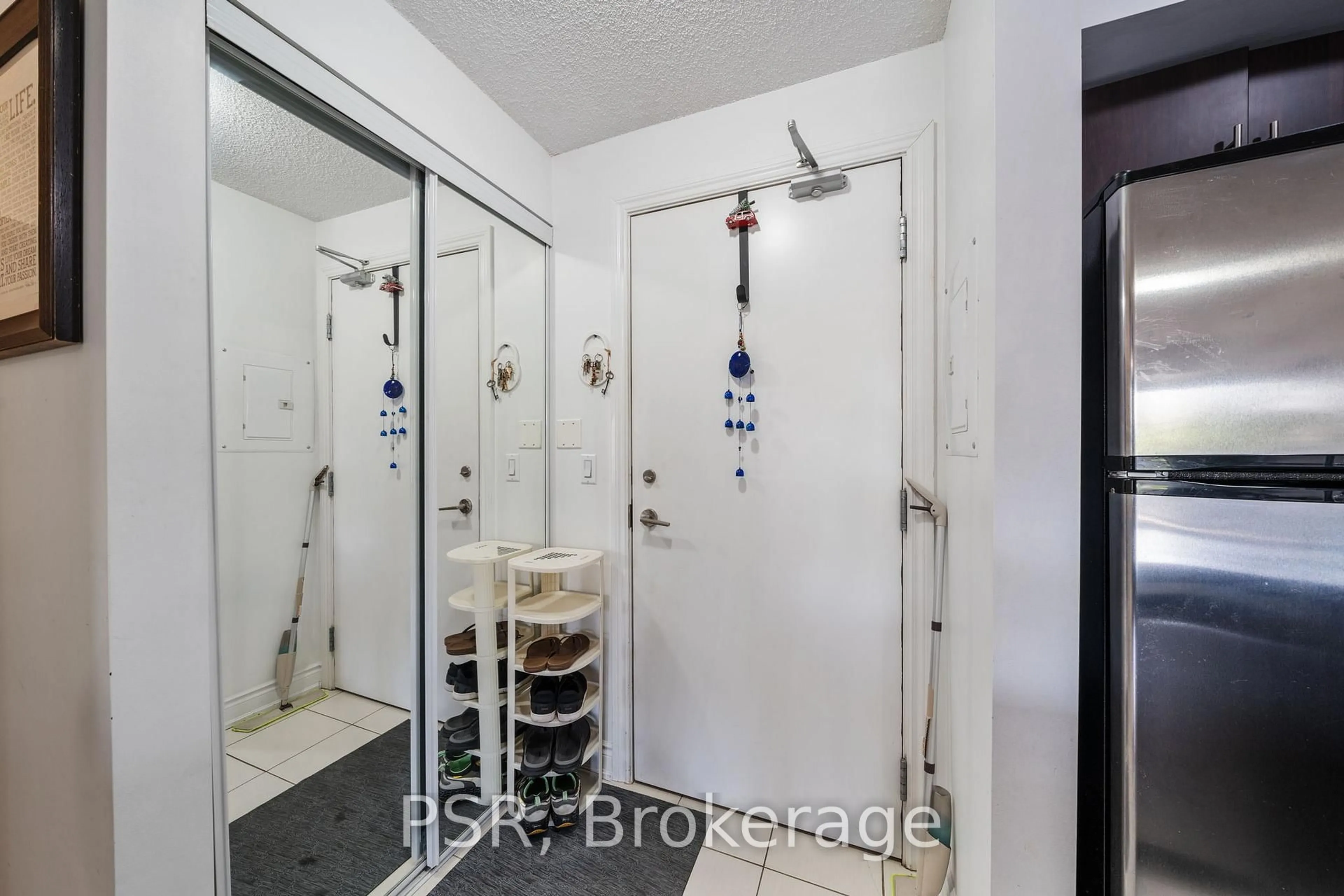 Unknown for 760 Sheppard Ave #211, Toronto Ontario M3H 0B3