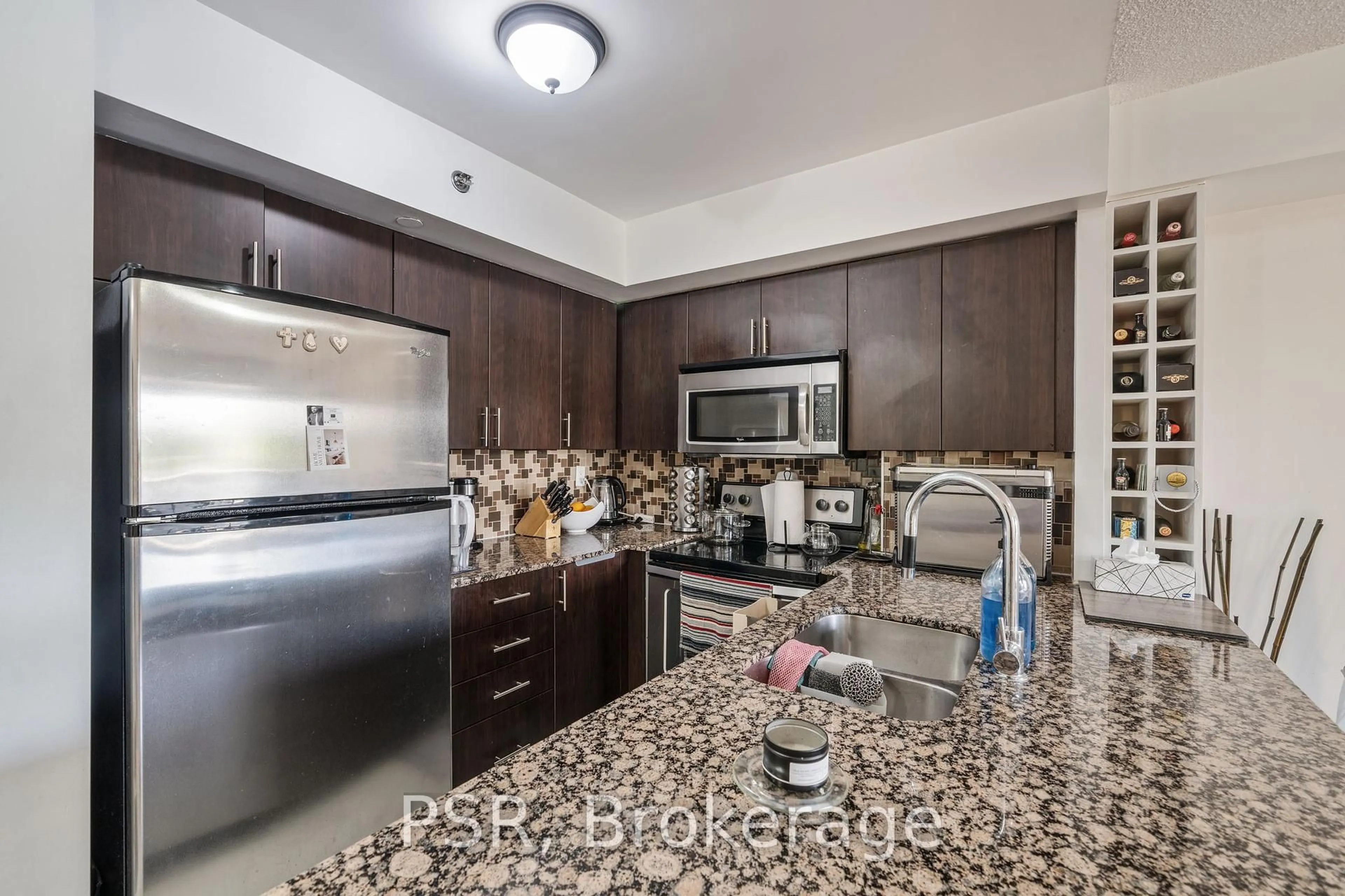 Unknown for 760 Sheppard Ave #211, Toronto Ontario M3H 0B3