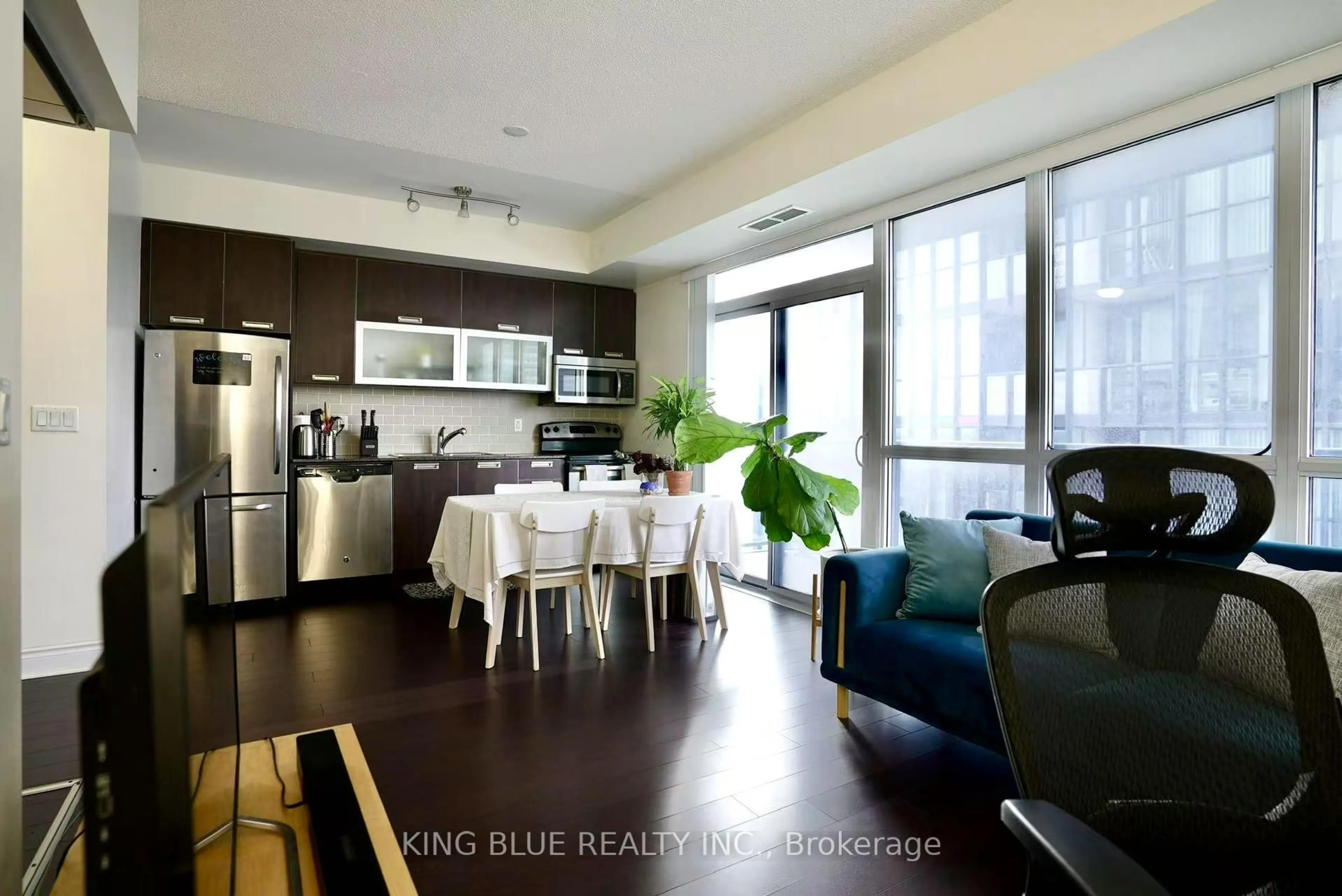 Open concept kitchen, unknown for 28 Ted Rogers Way #3303, Toronto Ontario M4Y 2W7
