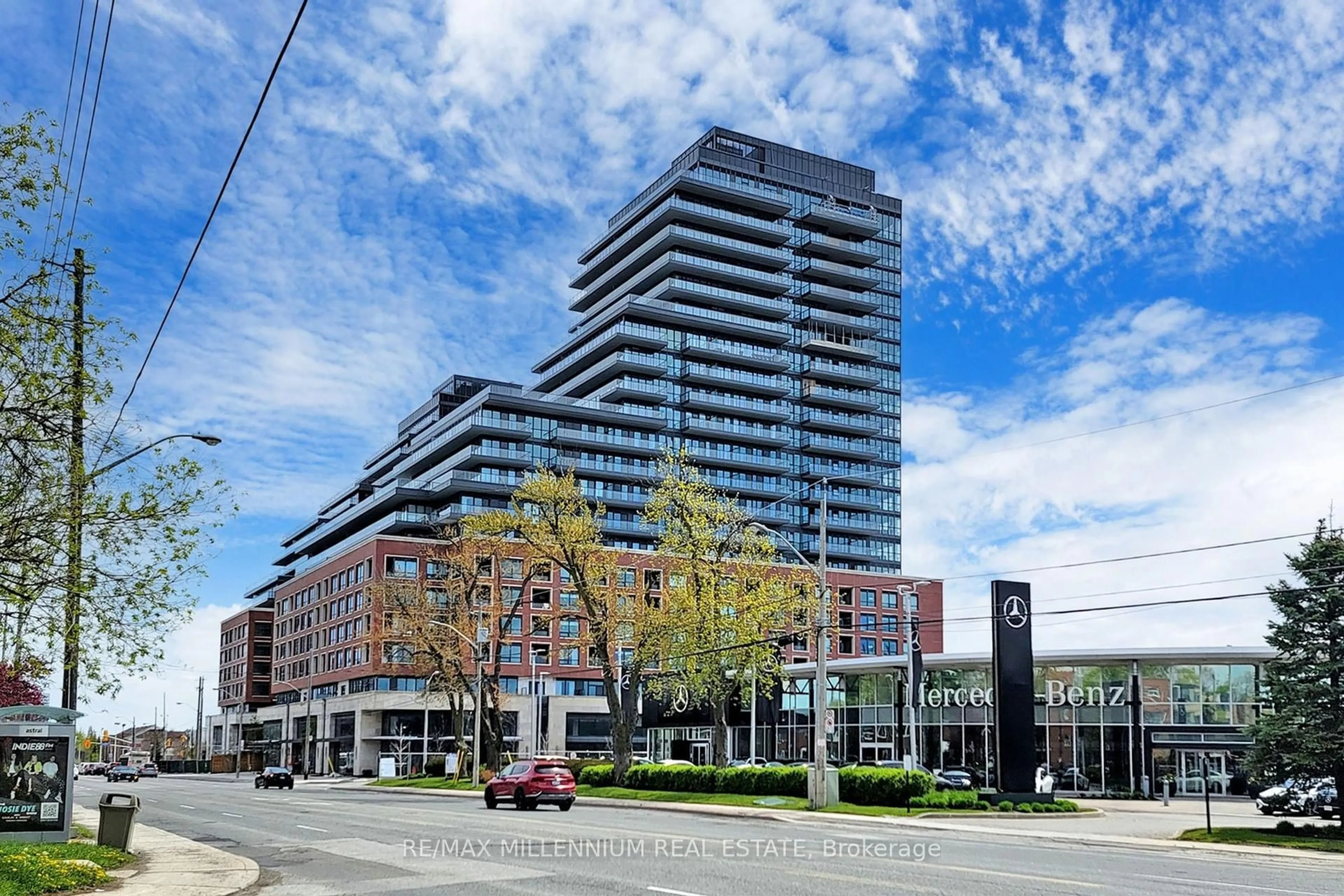 Unknown for 33 Frederick Todd Way #520, Toronto Ontario M4G 0C9