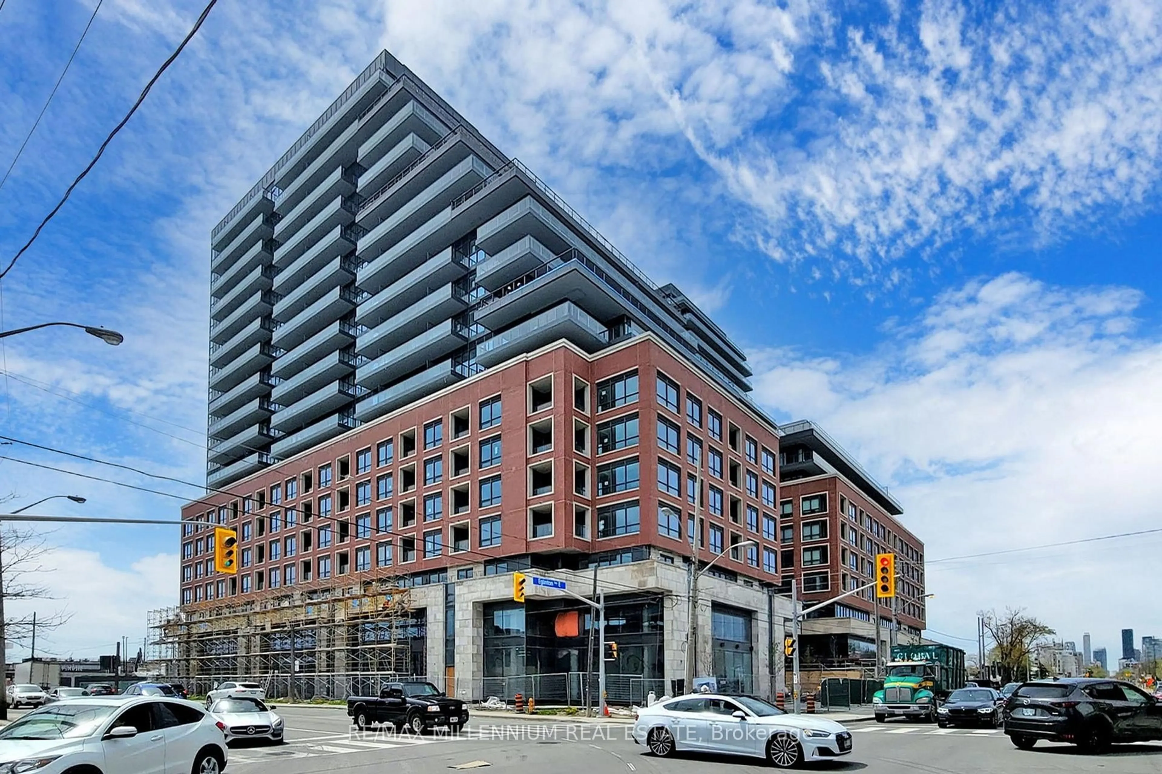 Unknown for 33 Frederick Todd Way #520, Toronto Ontario M4G 0C9