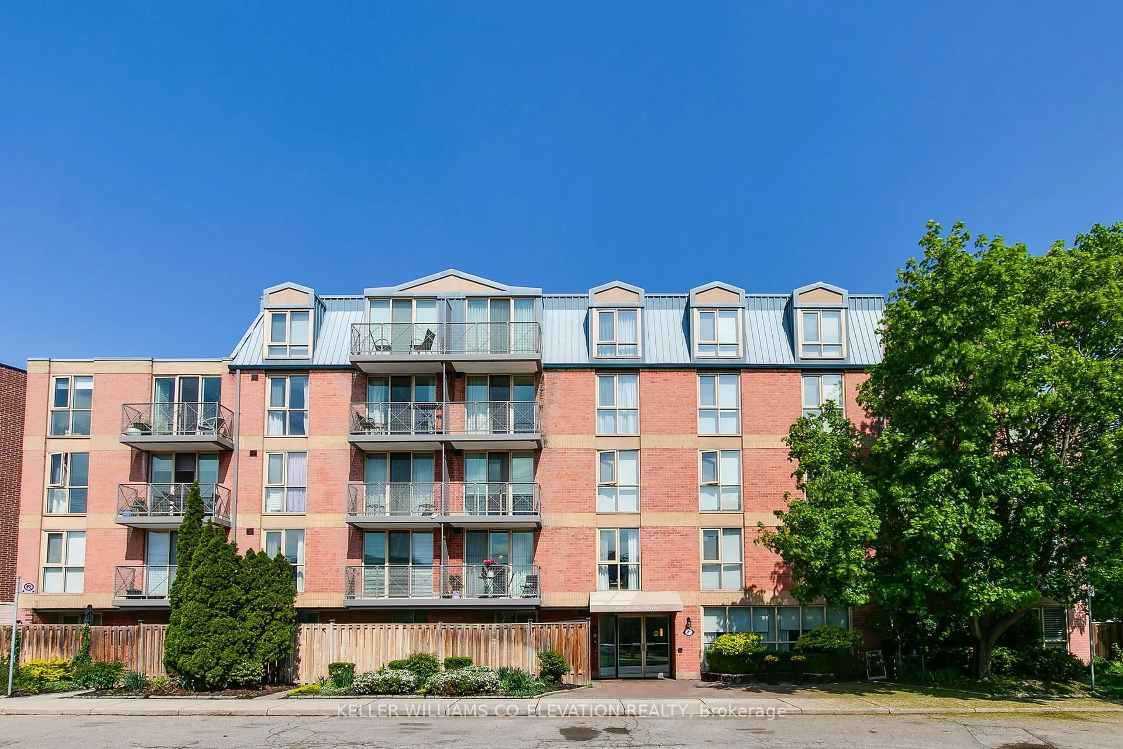 Unknown for 356 Mcrae Dr #401, Toronto Ontario M4G 4G4