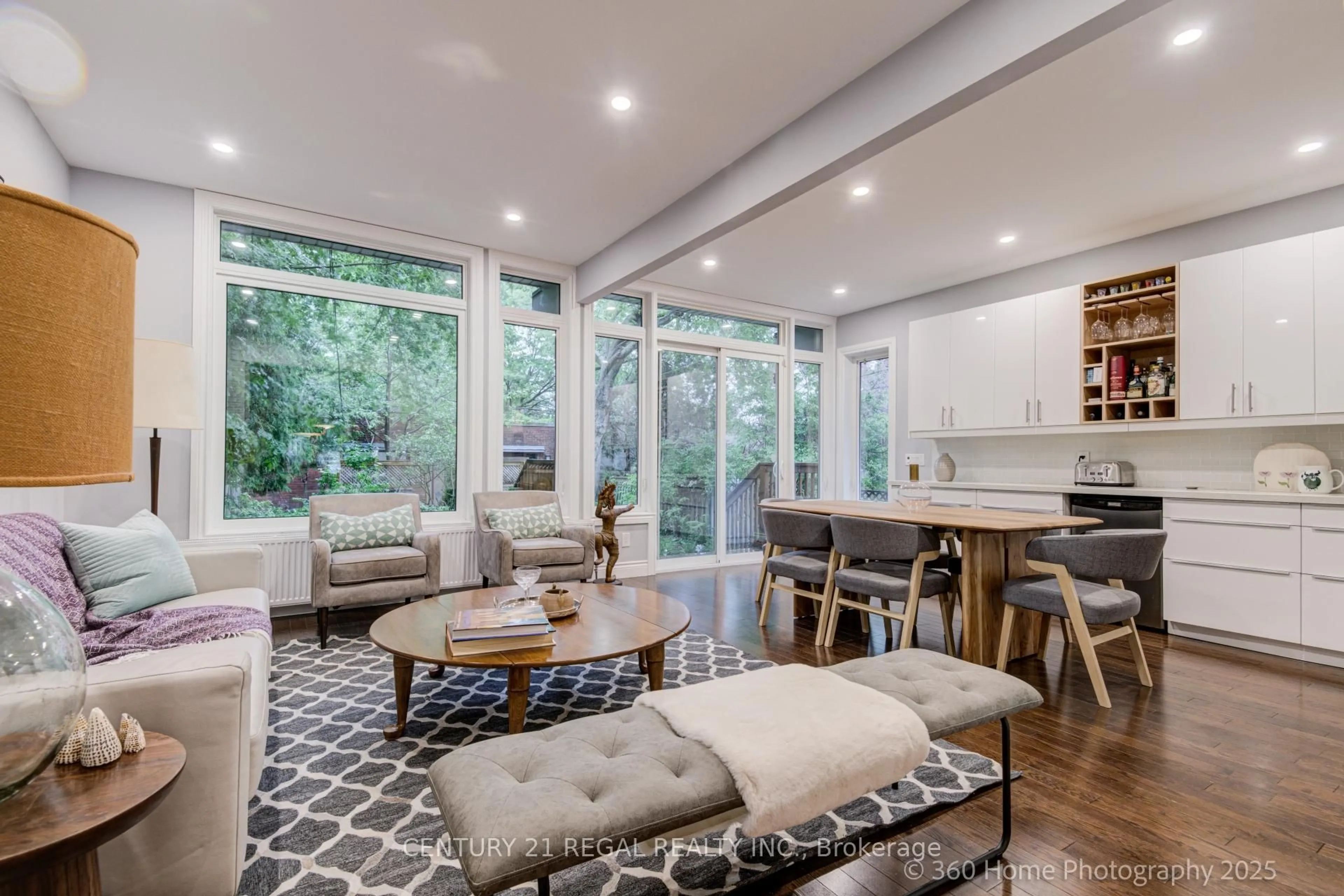 Open concept kitchen, unknown for 123 Havelock St, Toronto Ontario M6H 3B7