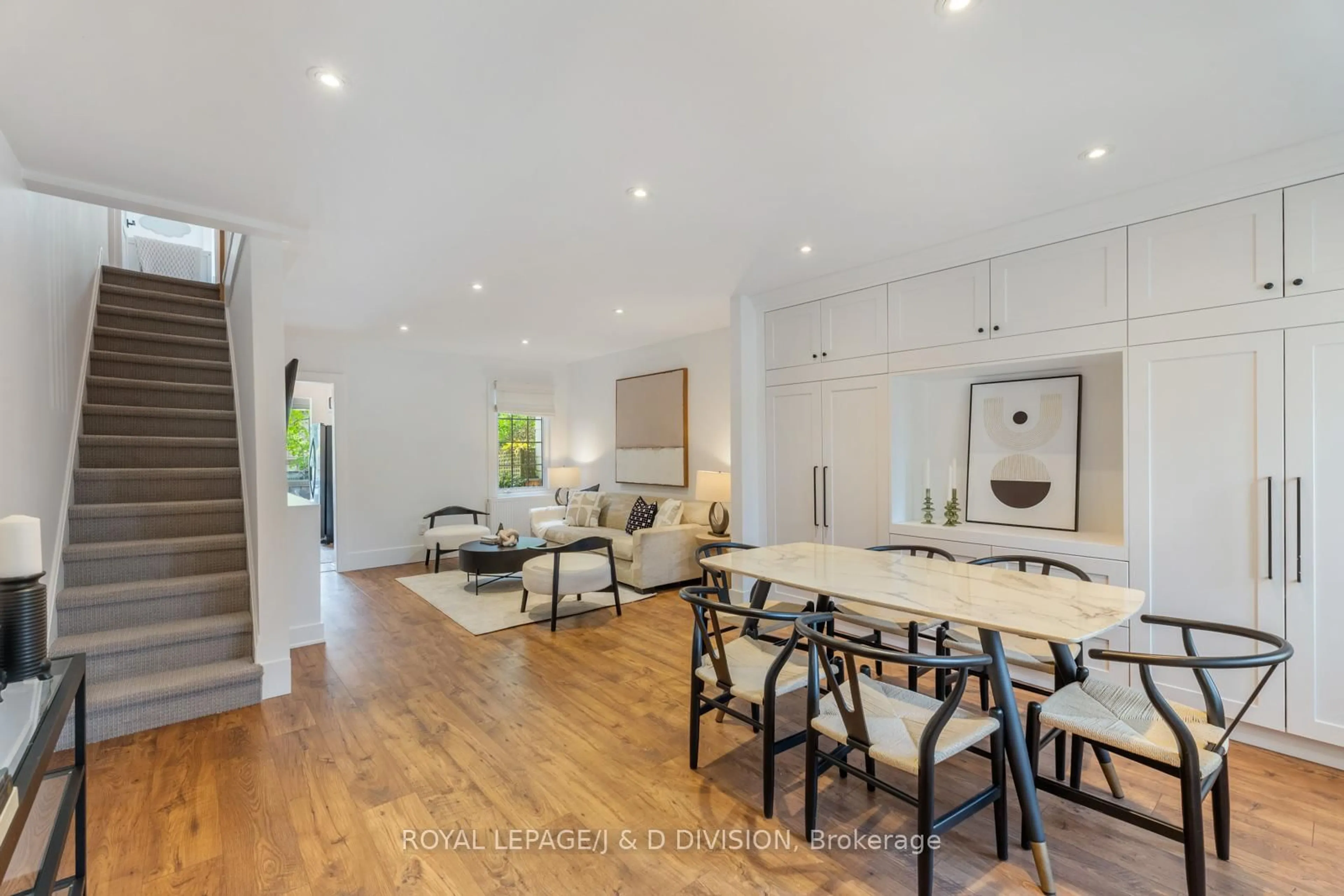 Open concept kitchen, unknown for 325 Davisville Ave, Toronto Ontario M4S 1H1