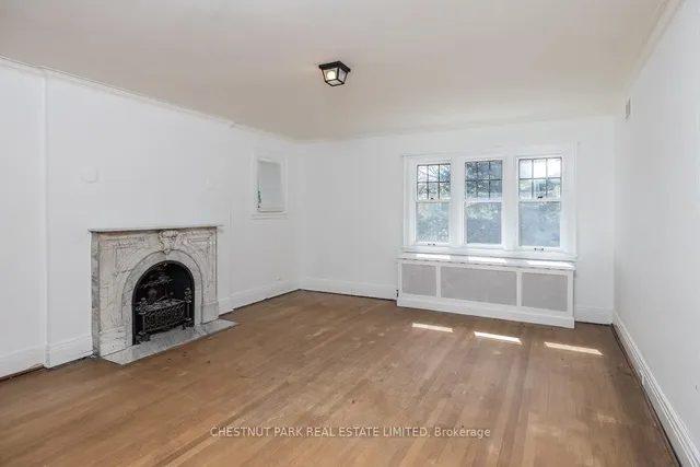 Additional property image - 208 Roxborough Dr