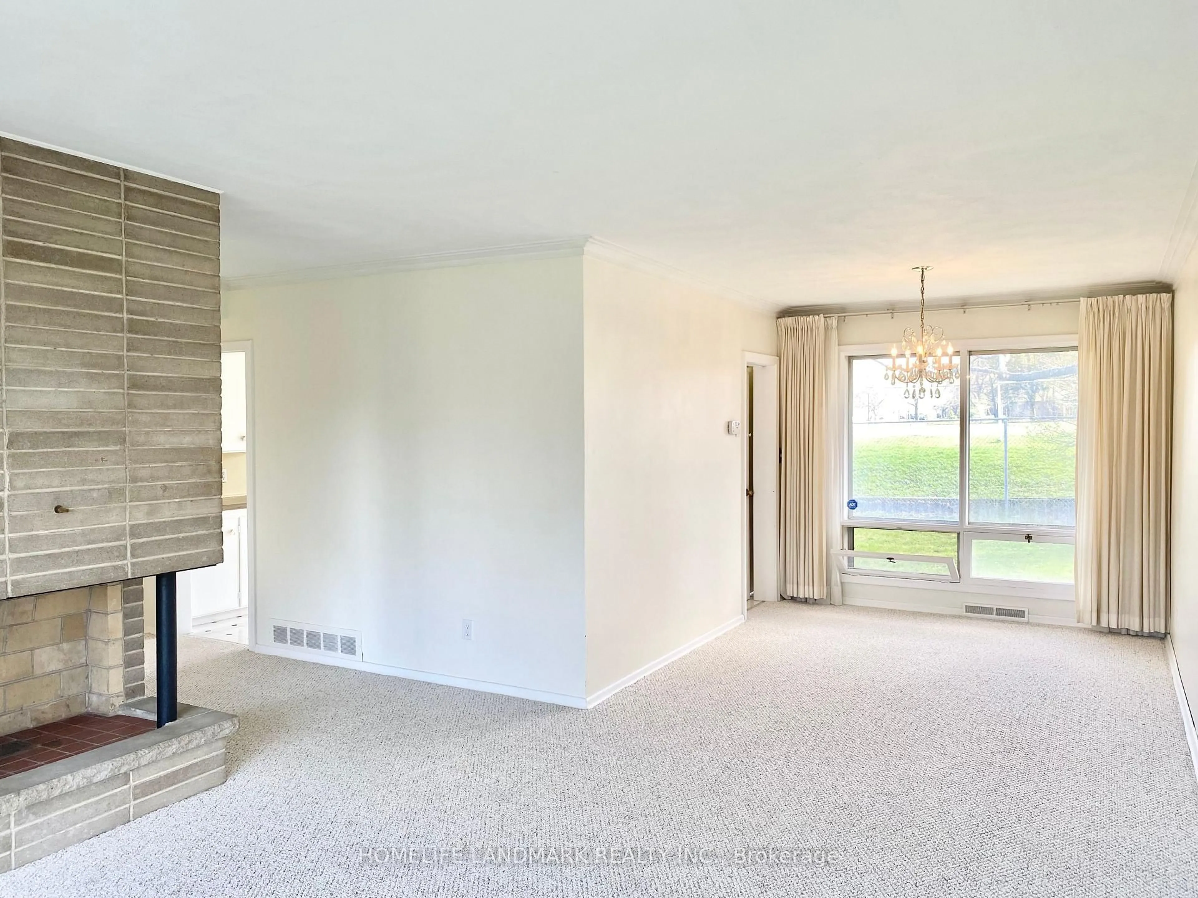 A pic of a room for 9 Terrington Crt, Toronto Ontario M3B 2J9