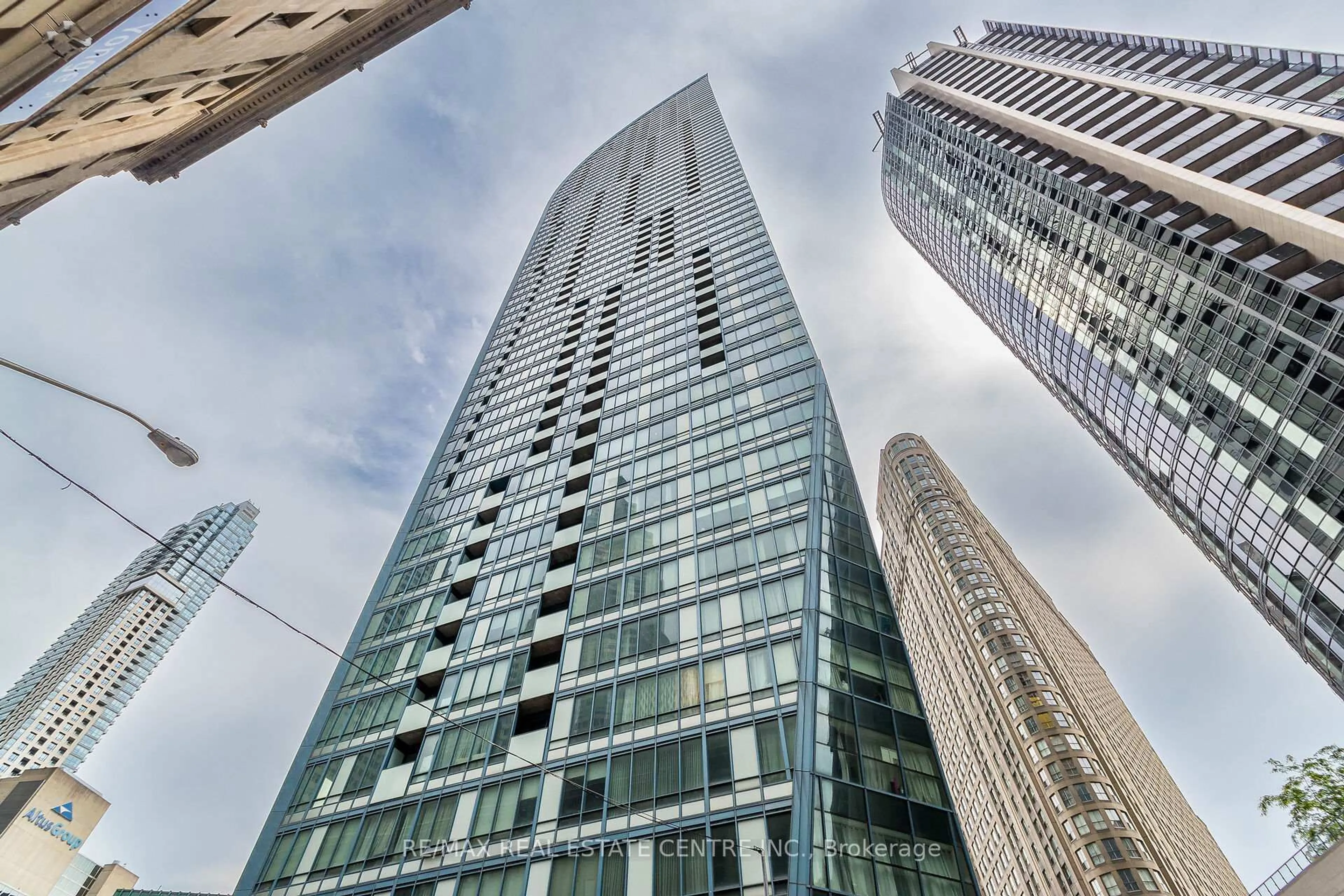 Unknown for 8 The Esplanade N/A #1610, Toronto Ontario M5E 0A6