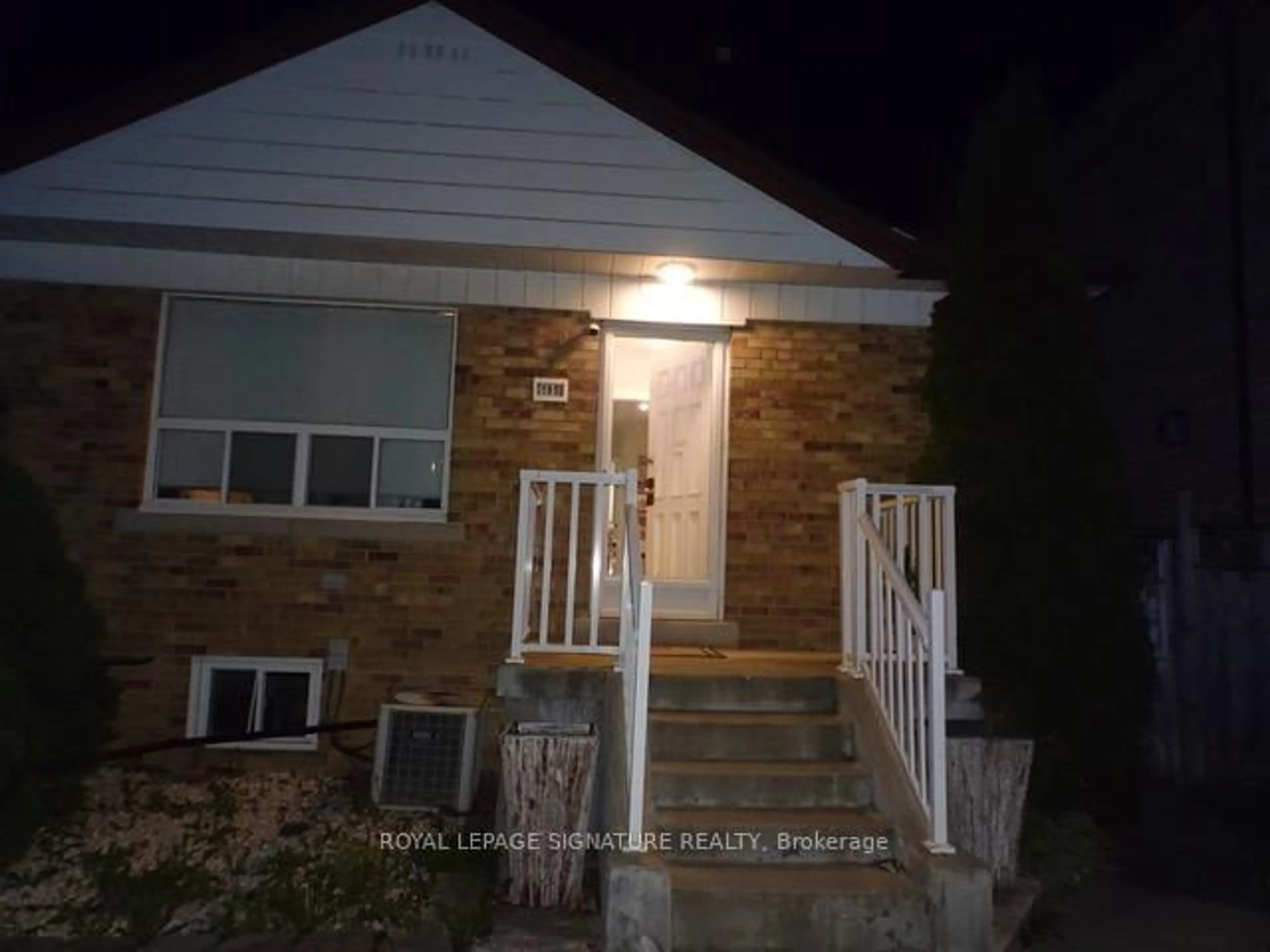 Home with brick exterior material, street for 195 Cameron Ave, Toronto Ontario M2N 1E6