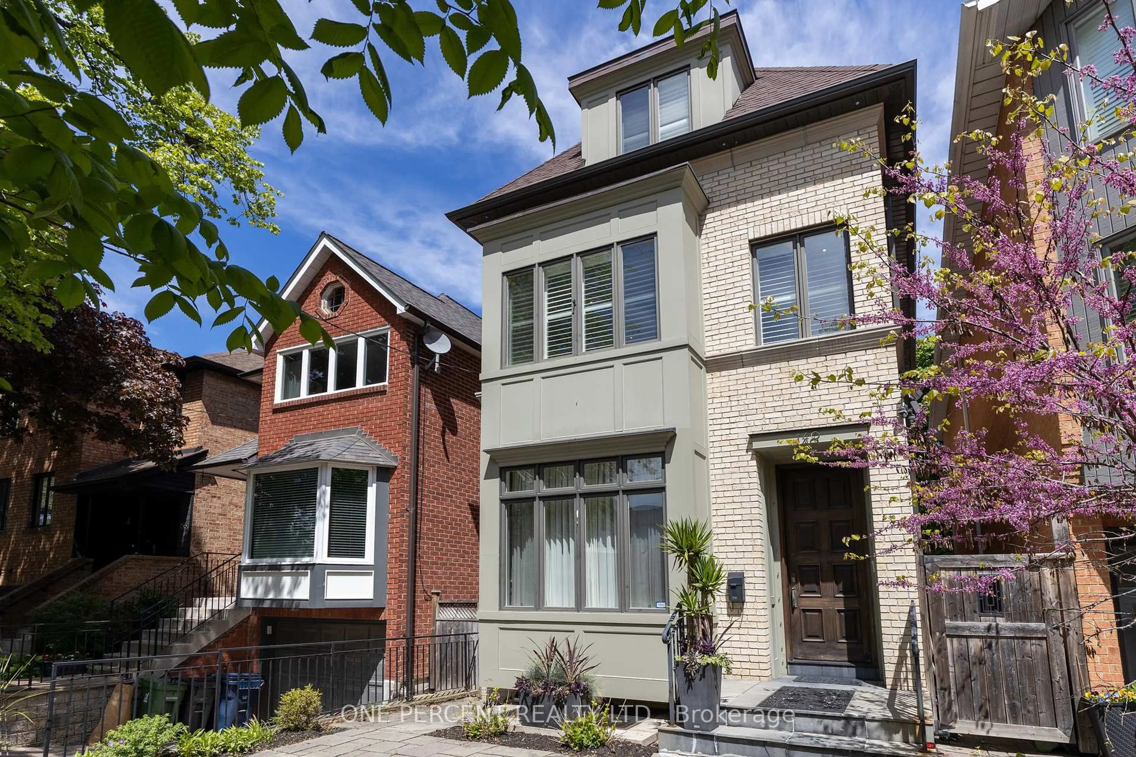 Home with brick exterior material, street for 149 Ronan Ave, Toronto Ontario M4N 2Y2