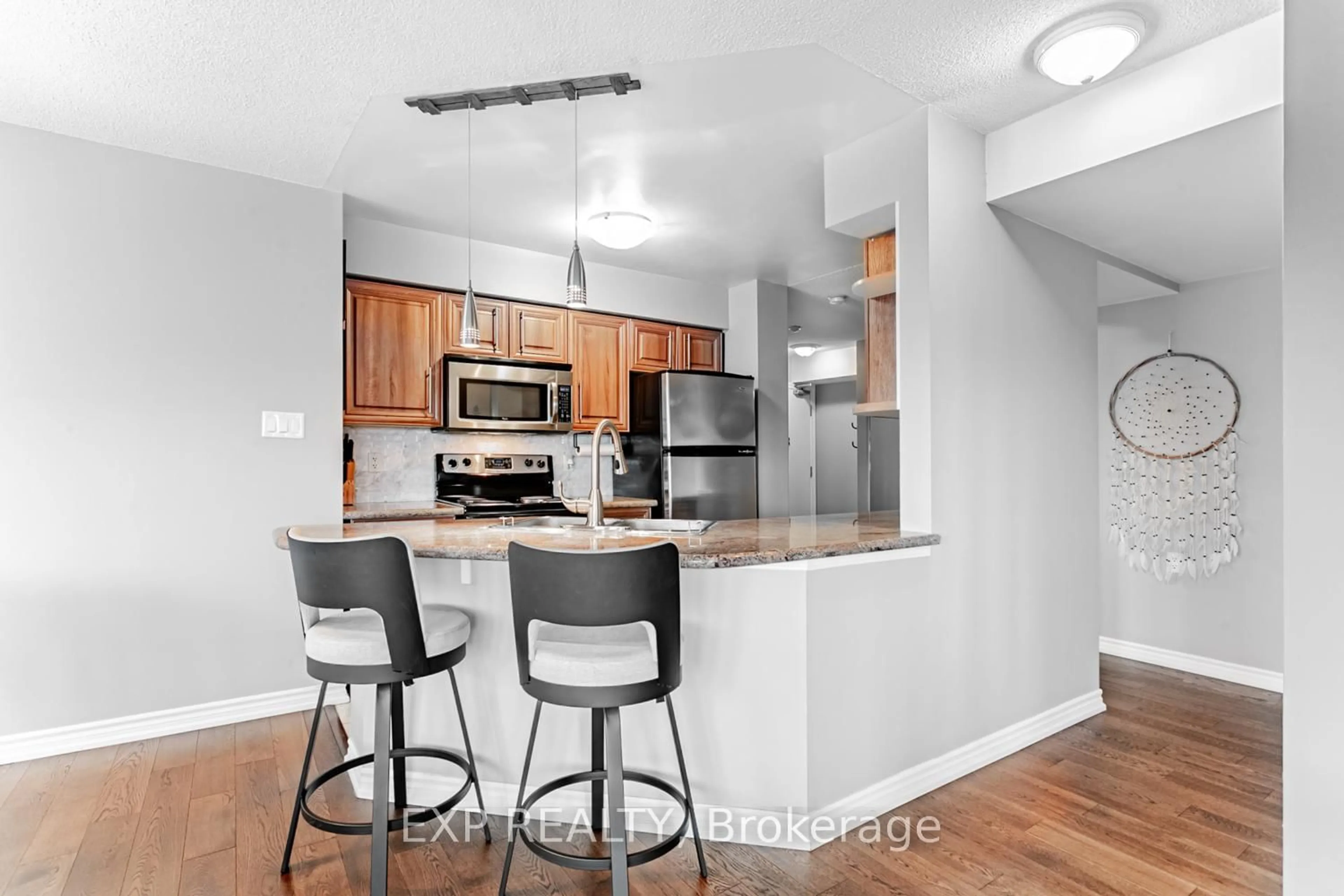 Open concept kitchen, unknown for 872 Sheppard Ave #603, Toronto Ontario M3H 5V5
