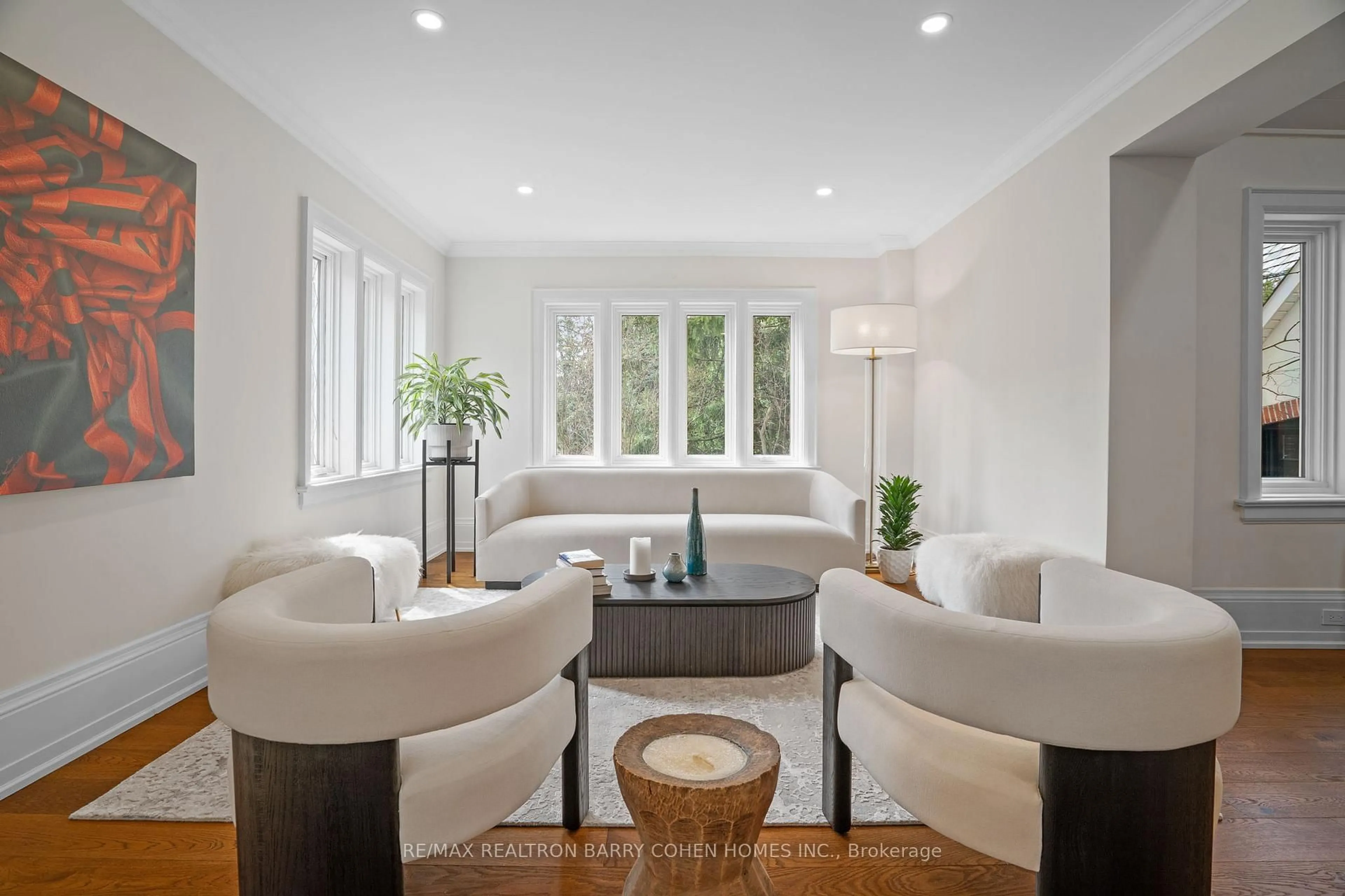 Living room with furniture, unknown for 32 Beechwood Ave, Toronto Ontario M6N 4T1