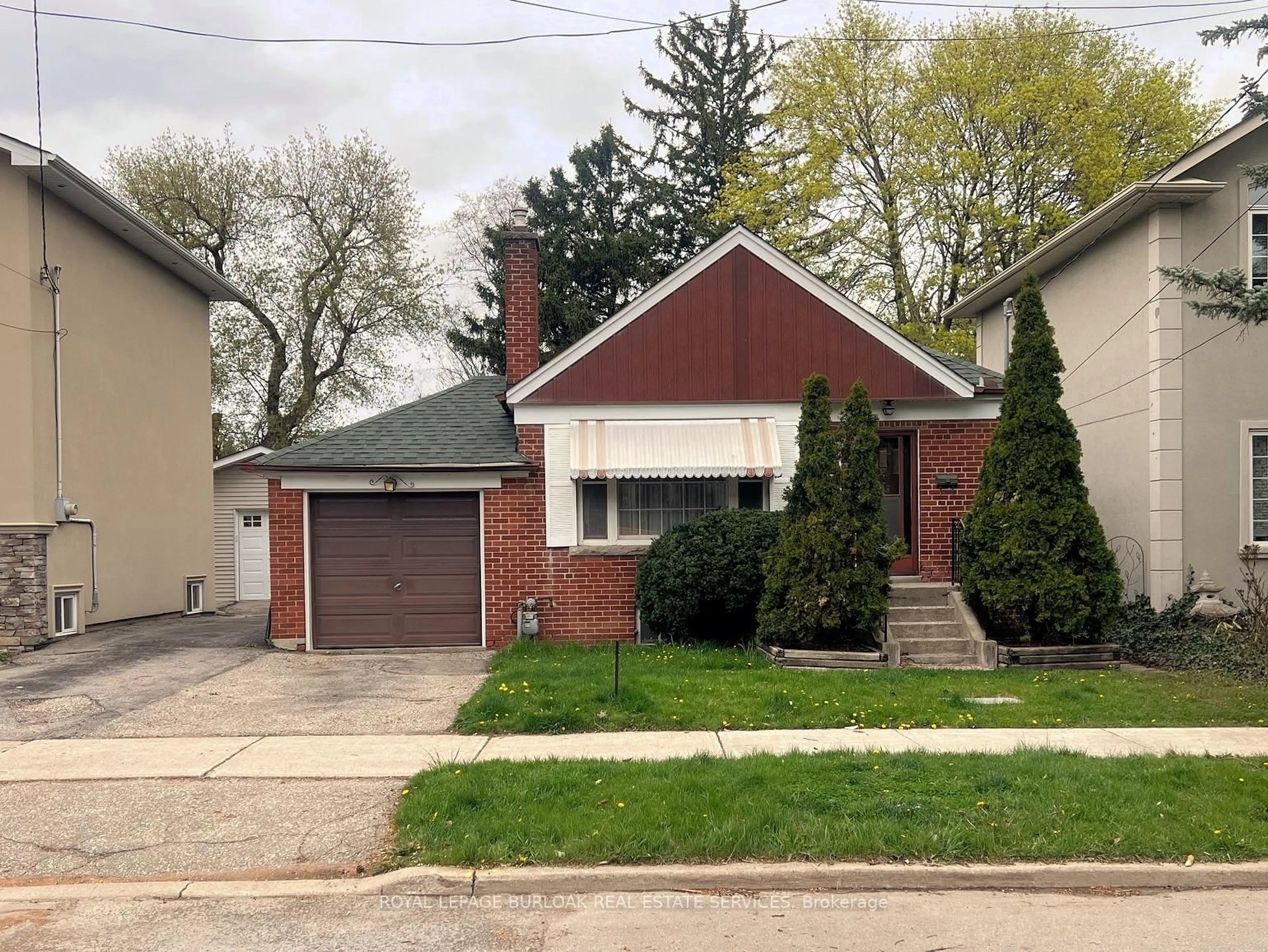 Home with brick exterior material, street for 248 Florence Ave, Toronto Ontario M2N 1G6