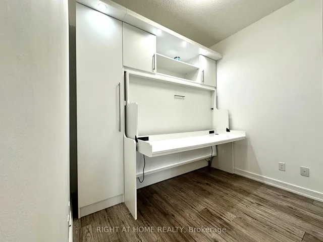 Additional image 3 of 621 Sheppard Ave Unit 321