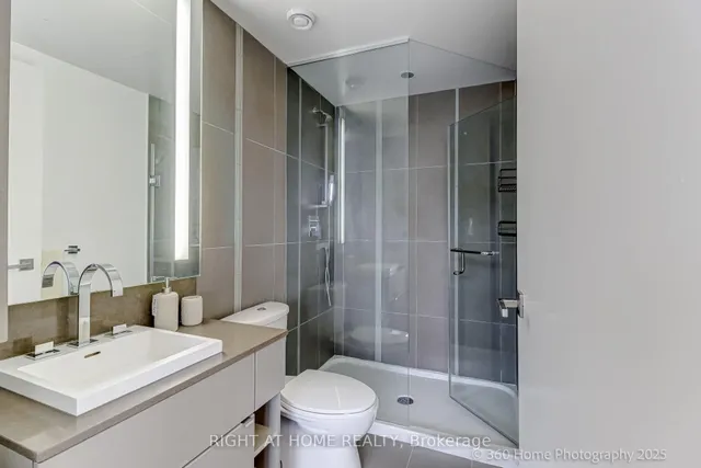 Additional image 11 of 101 Peter St Unit 3711