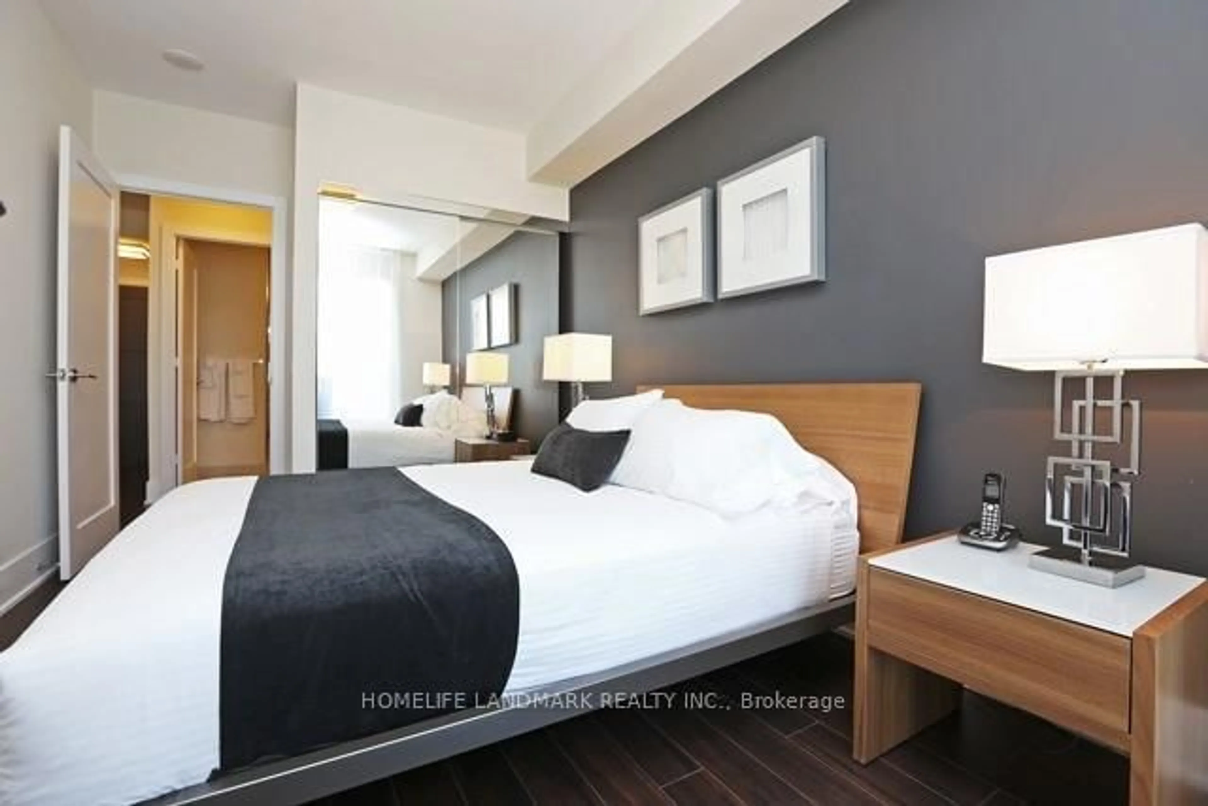 Bedroom with bed, unknown for 300 Front St #1813, Toronto Ontario M5V 0E9